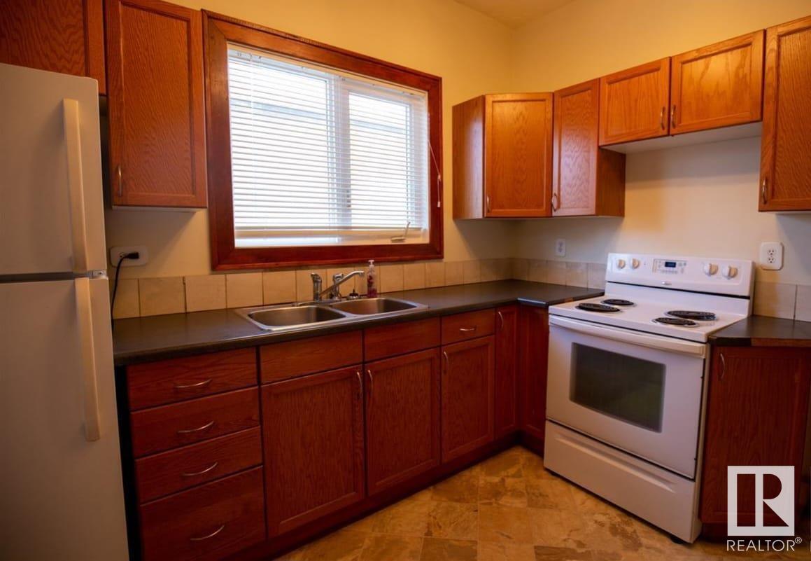     10448 84 AV NW , Edmonton,  ,T6E 2H2 ;  Listing Number: MLS E4420846