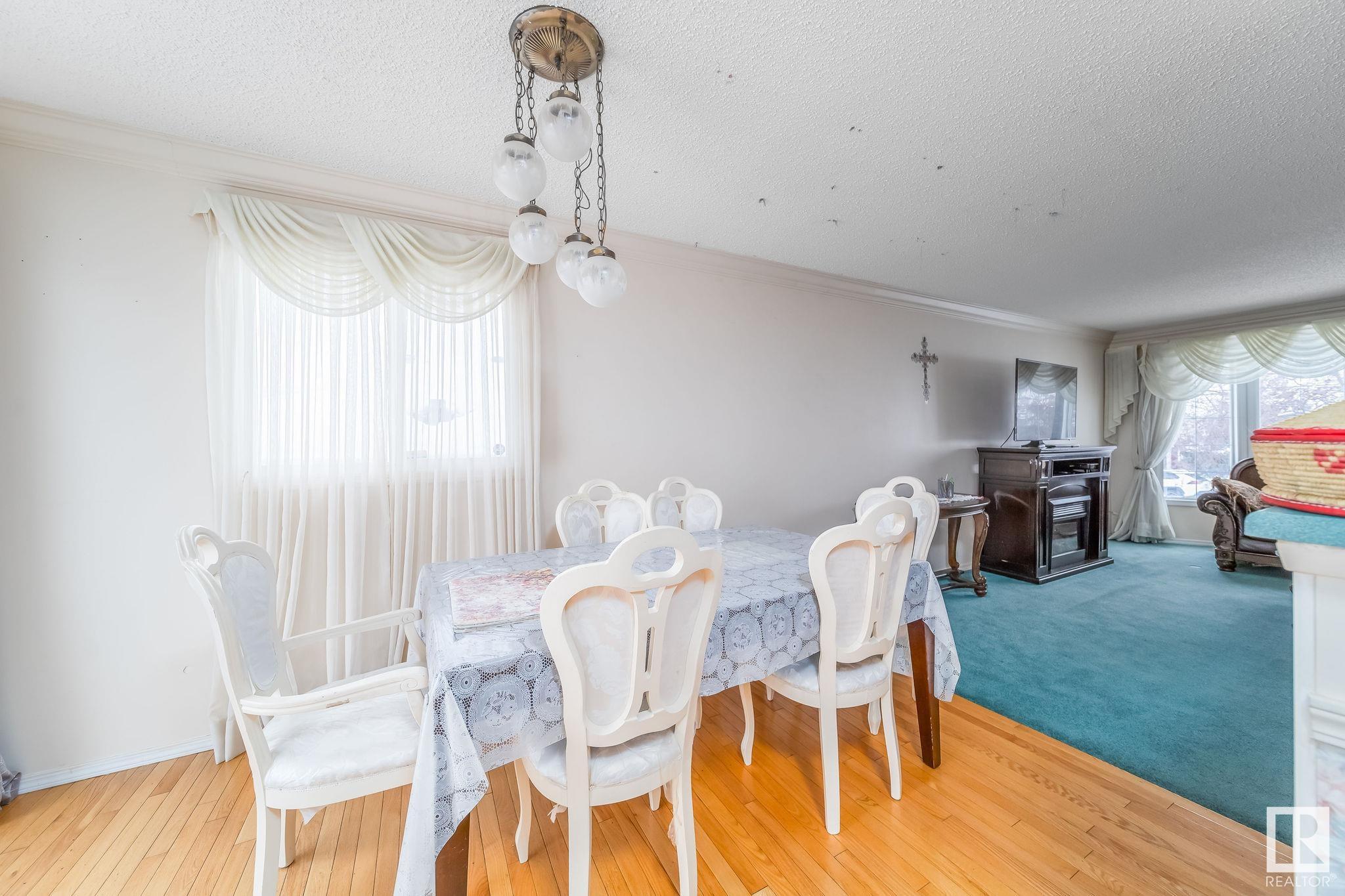      16108 101 ST NW NW , Edmonton,  ,T5X 5A4 ;  Listing Number: MLS E4420850