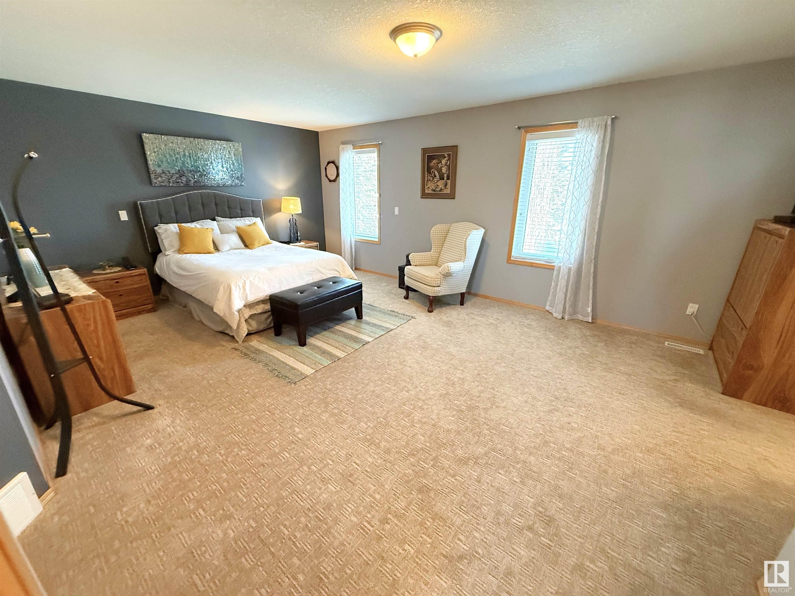      6 LINKSIDE WY , Spruce Grove,  ,T7X 4H7 ;  Listing Number: MLS E4420856