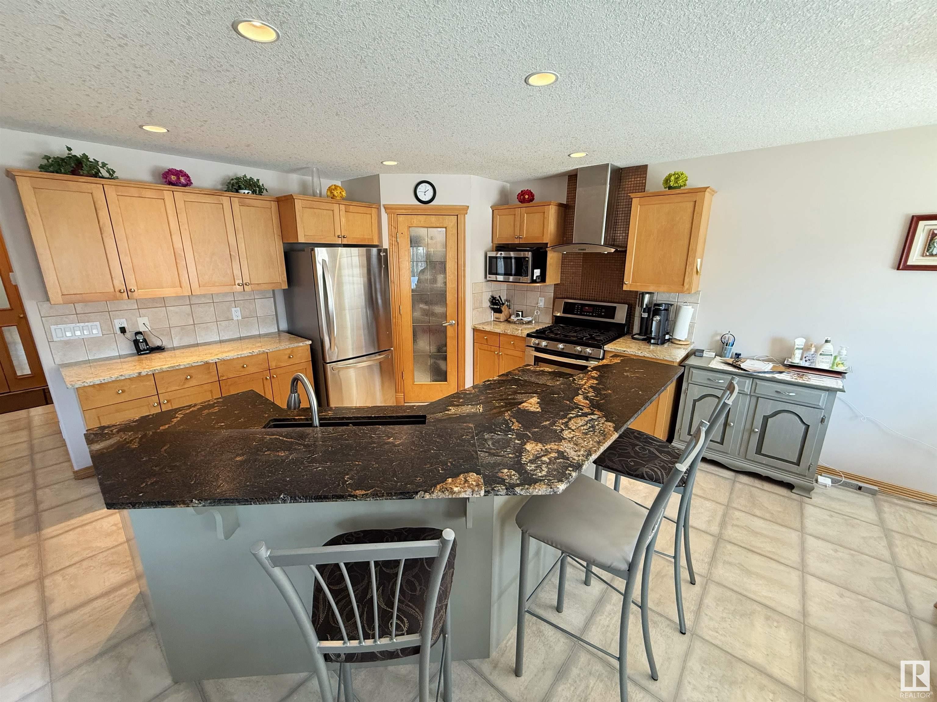      6 LINKSIDE WY , Spruce Grove,  ,T7X 4H7 ;  Listing Number: MLS E4420856