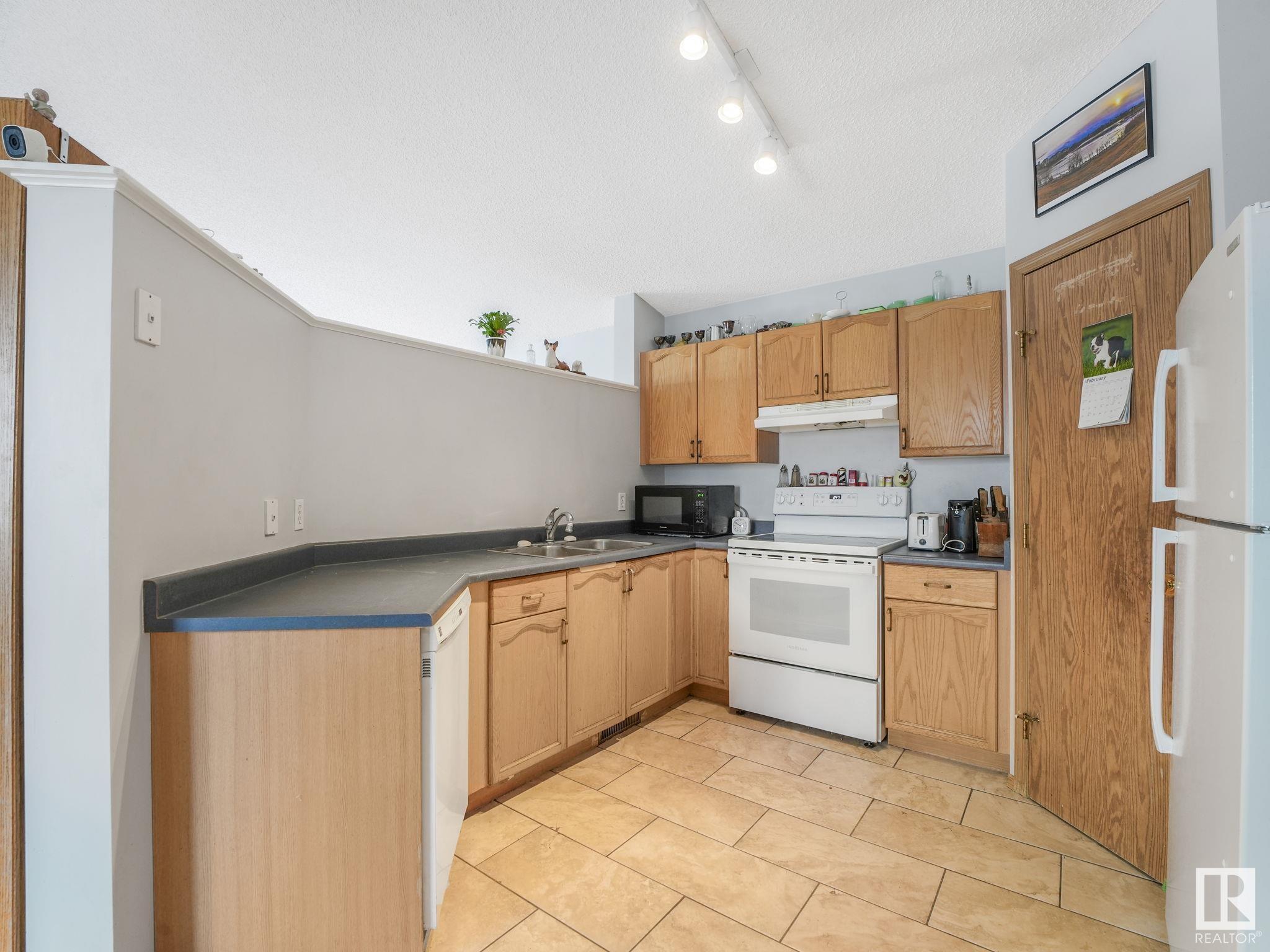      15028 131 ST NW , Edmonton,  ,T6V 1K3 ;  Listing Number: MLS E4420857