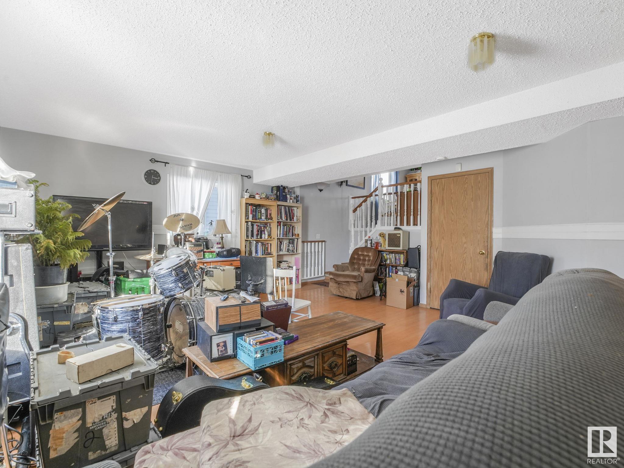      15028 131 ST NW , Edmonton,  ,T6V 1K3 ;  Listing Number: MLS E4420857