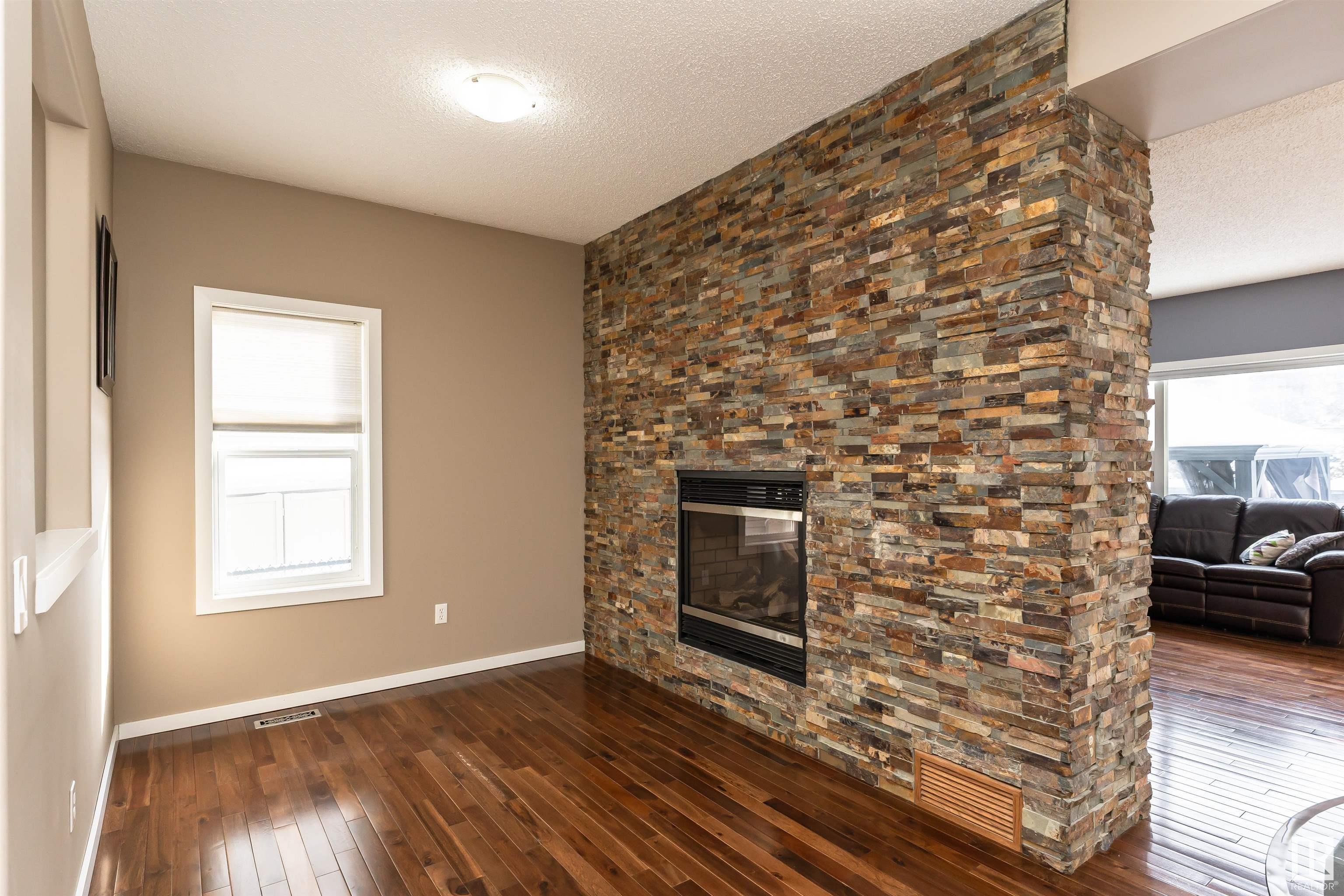      269 CORNWALL RD , Sherwood Park,  ,T8A 2S9 ;  Listing Number: MLS E4420860