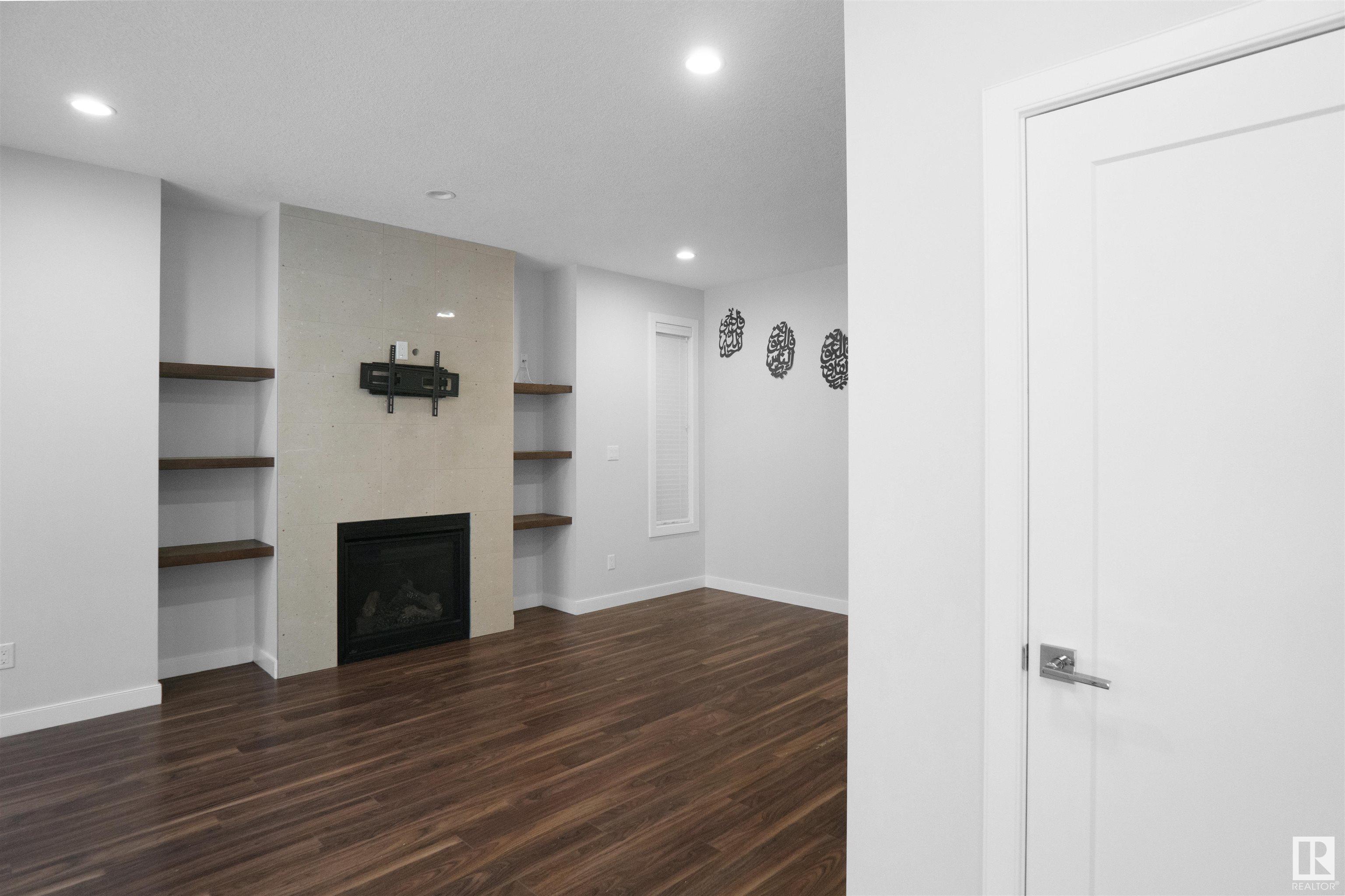      12212 124 ST NW , Edmonton,  ,T5L 0N2 ;  Listing Number: MLS E4420861