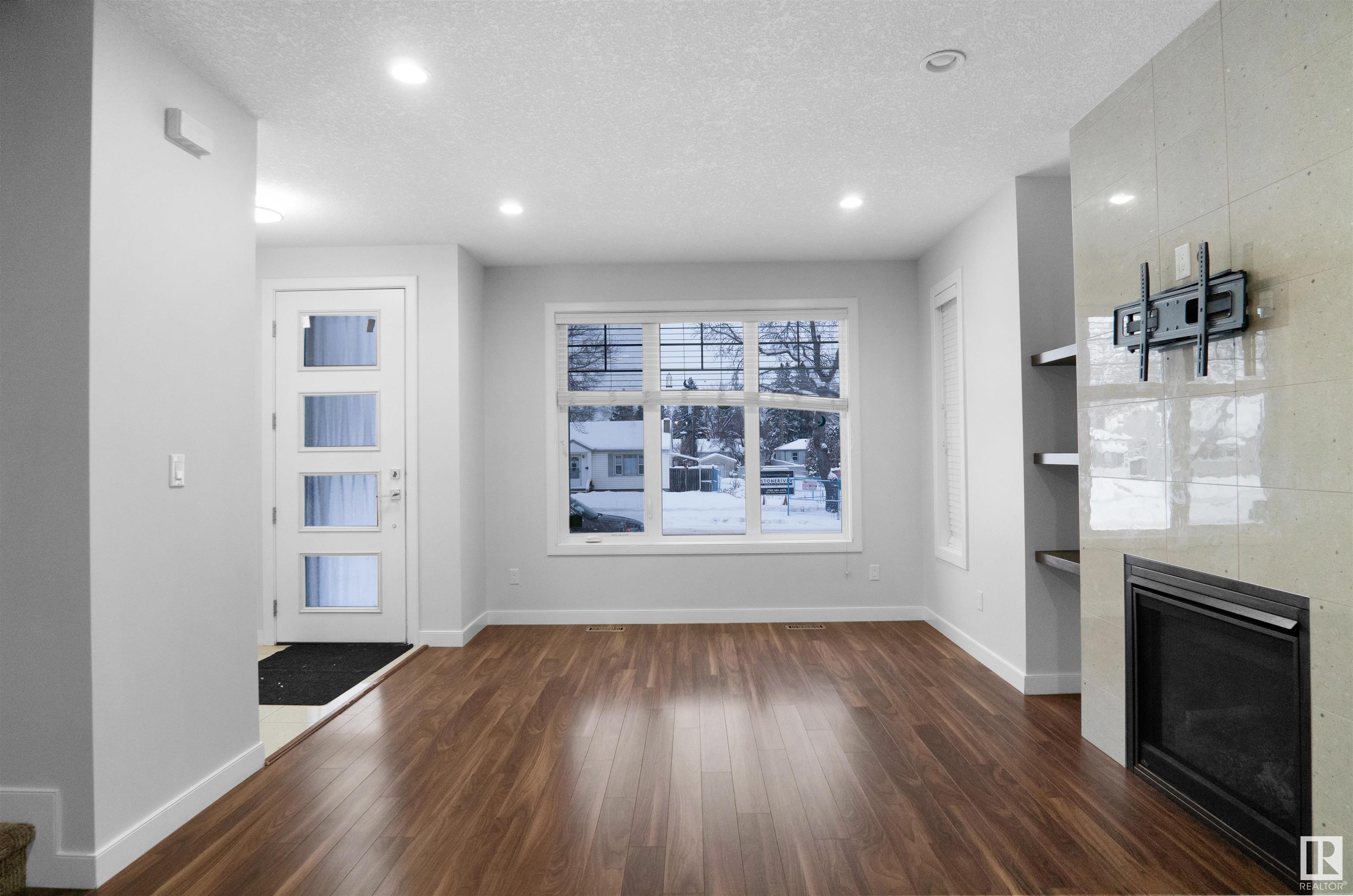      12212 124 ST NW , Edmonton,  ,T5L 0N2 ;  Listing Number: MLS E4420861