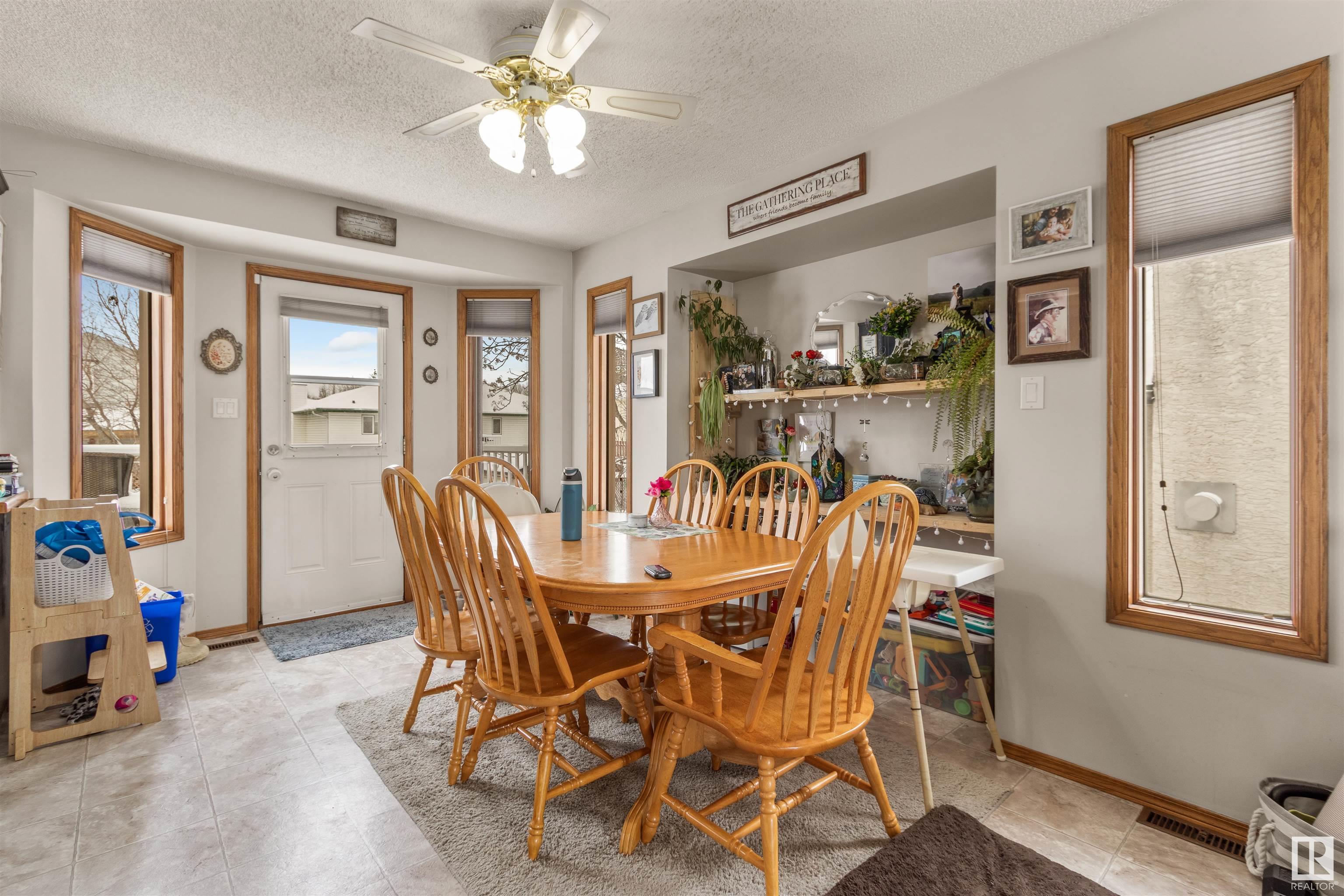      4321 44 AV , Drayton Valley,  ,T7A 1G2 ;  Listing Number: MLS E4420863
