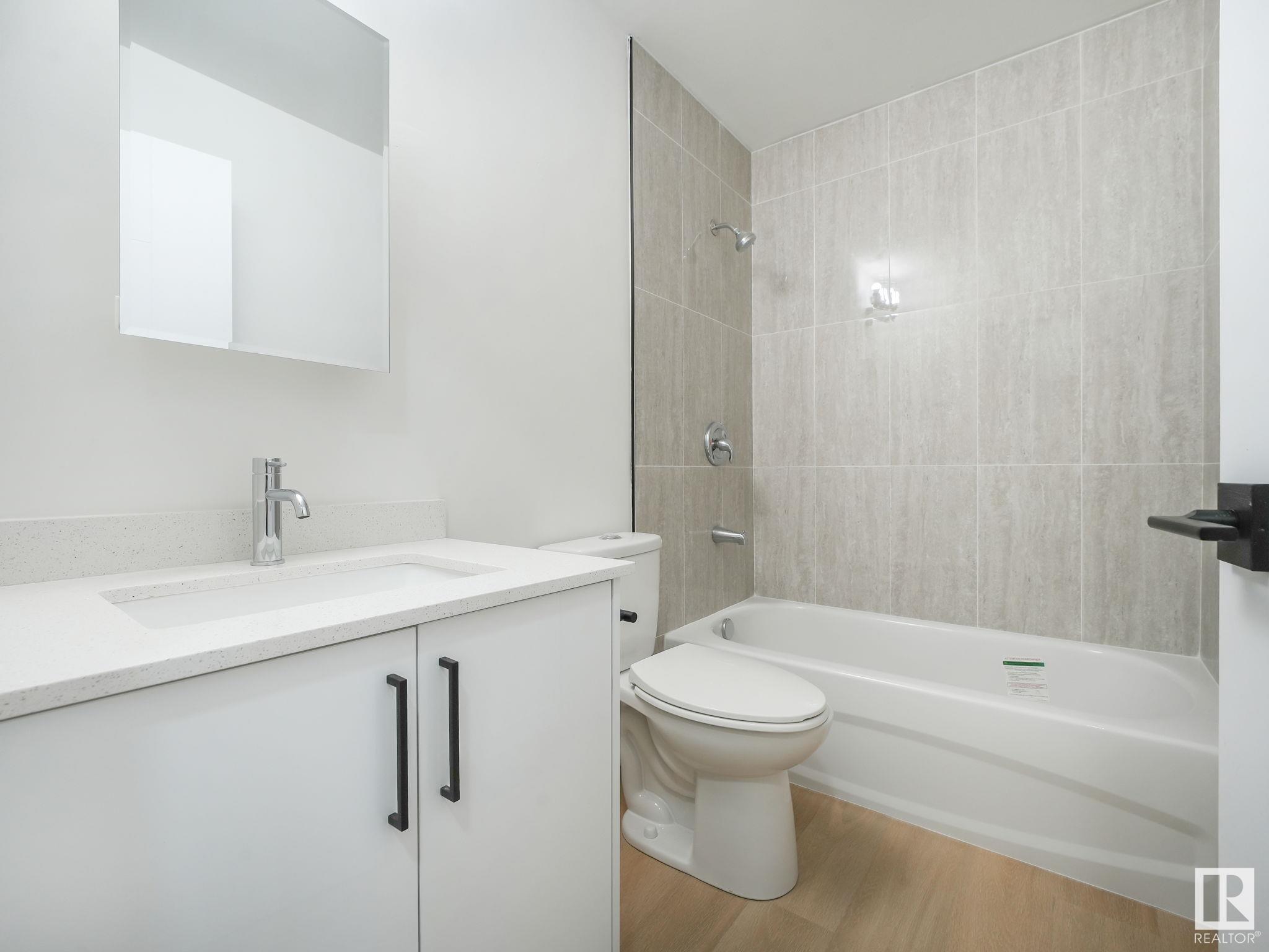      1320 35 Street NW , Edmonton,  ,T6L 3E8 ;  Listing Number: MLS E4420864