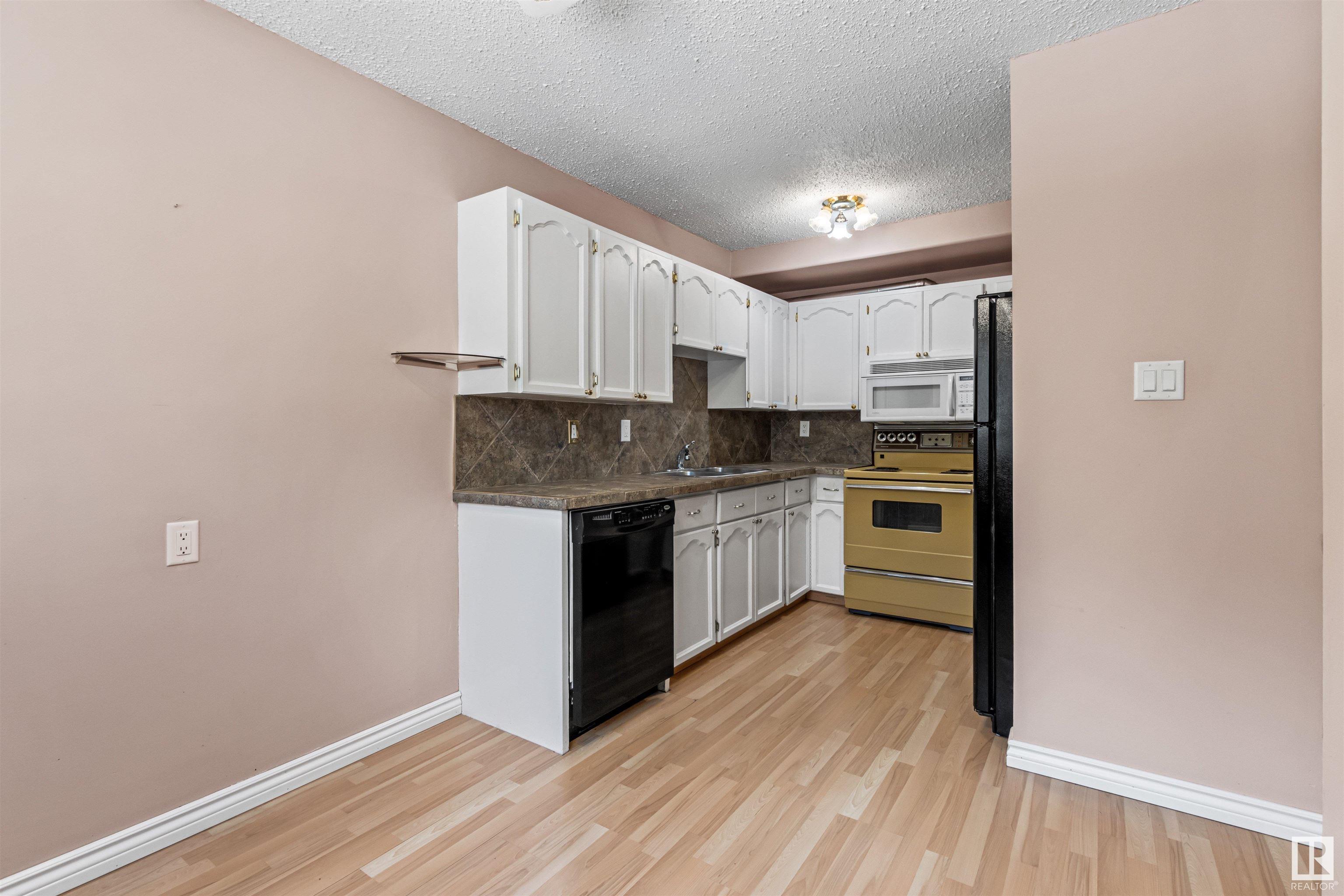      #146 10633 31 AV NW , Edmonton,  ,T6J 4N4 ;  Listing Number: MLS E4420869
