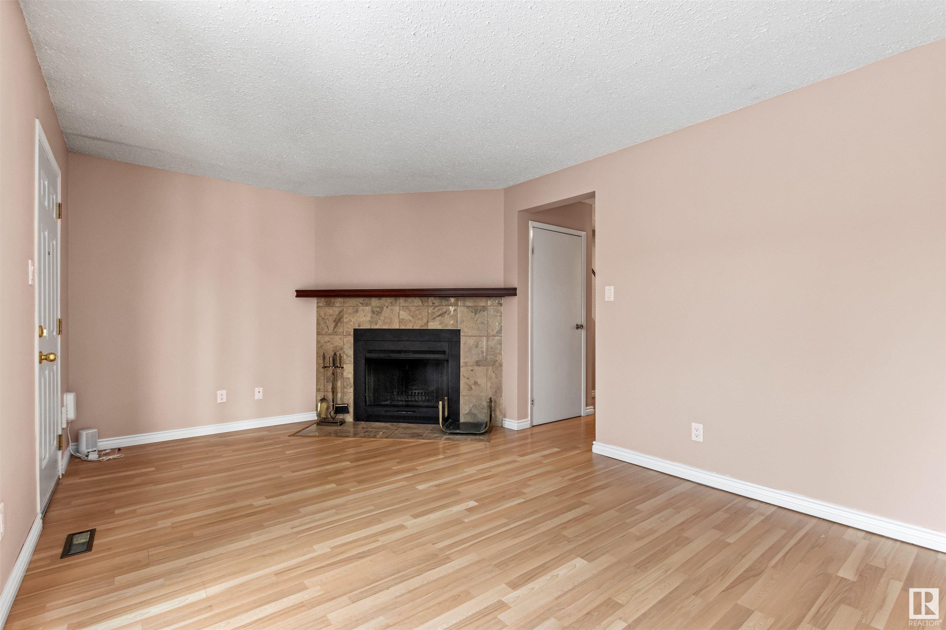      #146 10633 31 AV NW , Edmonton,  ,T6J 4N4 ;  Listing Number: MLS E4420869