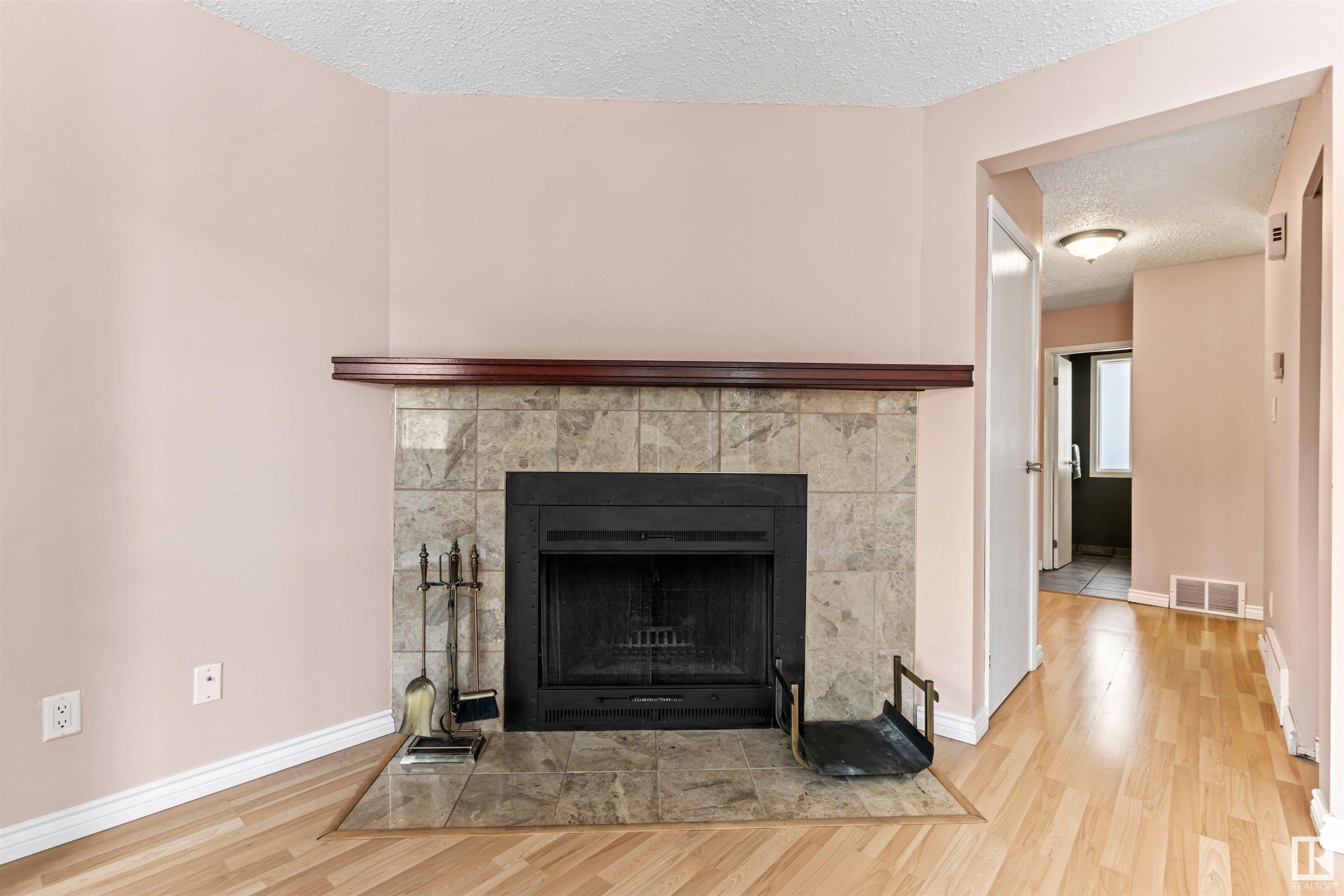      #146 10633 31 AV NW , Edmonton,  ,T6J 4N4 ;  Listing Number: MLS E4420869