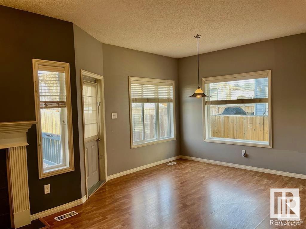      34 BOXWOOD BN , Fort Saskatchewan,  ,T8L 0A6 ;  Listing Number: MLS E4420870