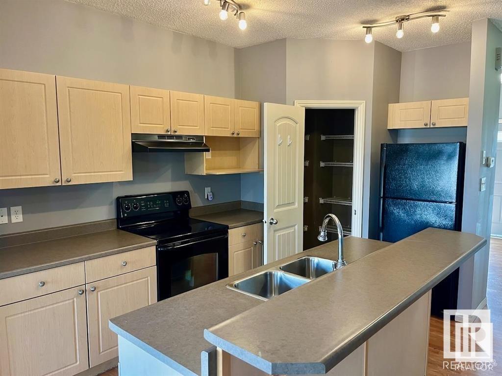      34 BOXWOOD BN , Fort Saskatchewan,  ,T8L 0A6 ;  Listing Number: MLS E4420870