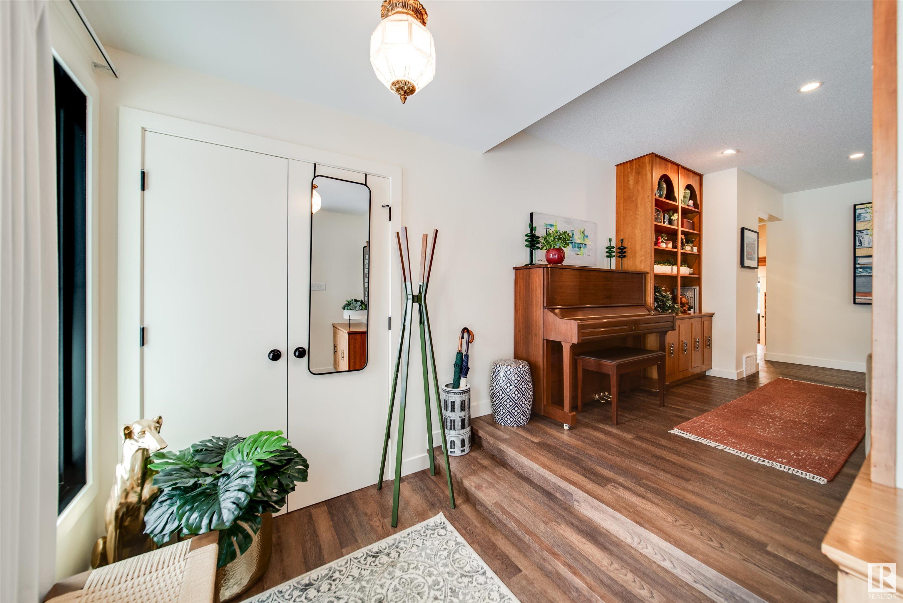     9727 141 ST NW , Edmonton,  ,T5N 2M5 ;  Listing Number: MLS E4420877