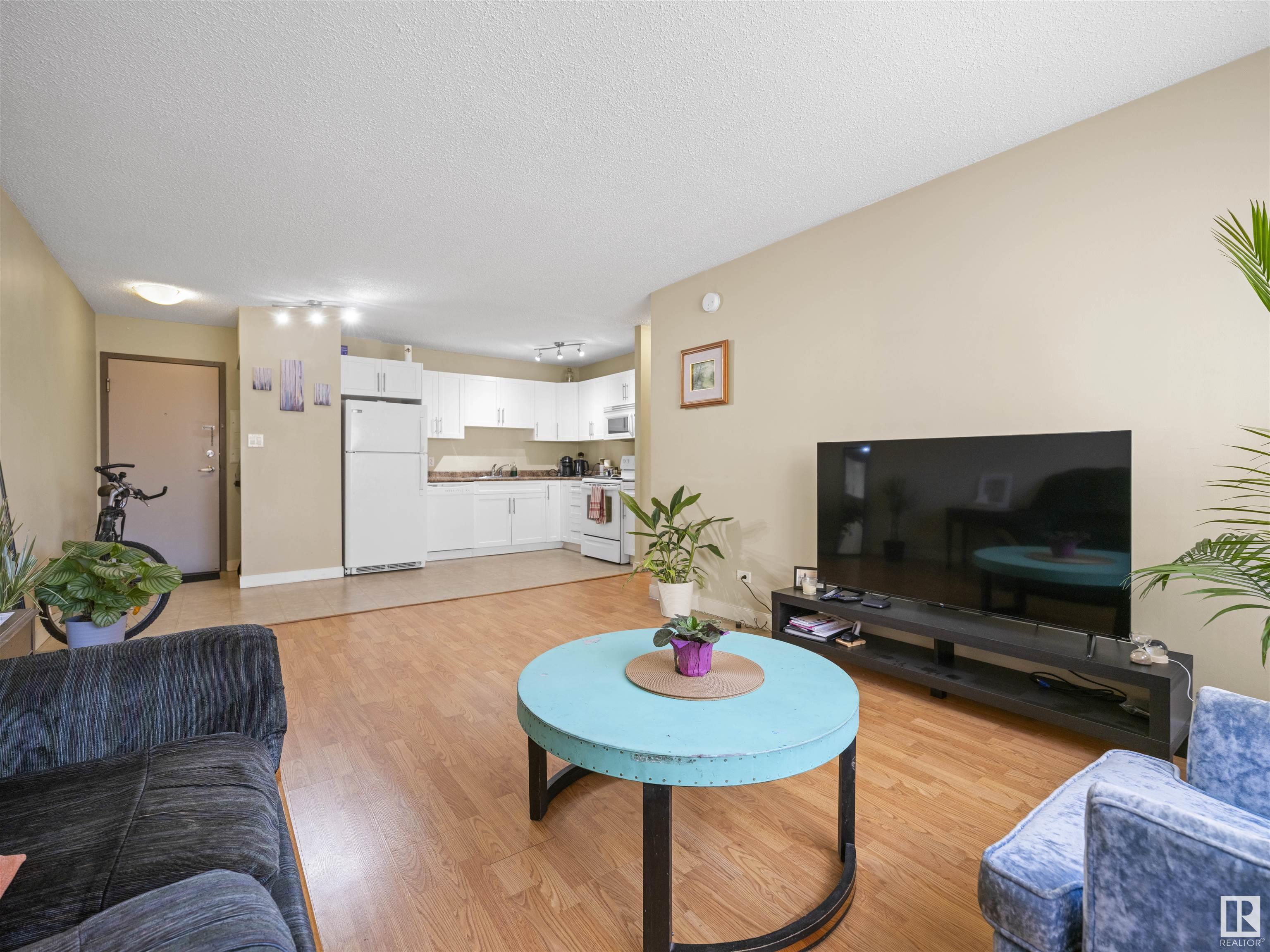      #409 9710 105 ST NW , Edmonton,  ,T5K 1A4 ;  Listing Number: MLS E4420881