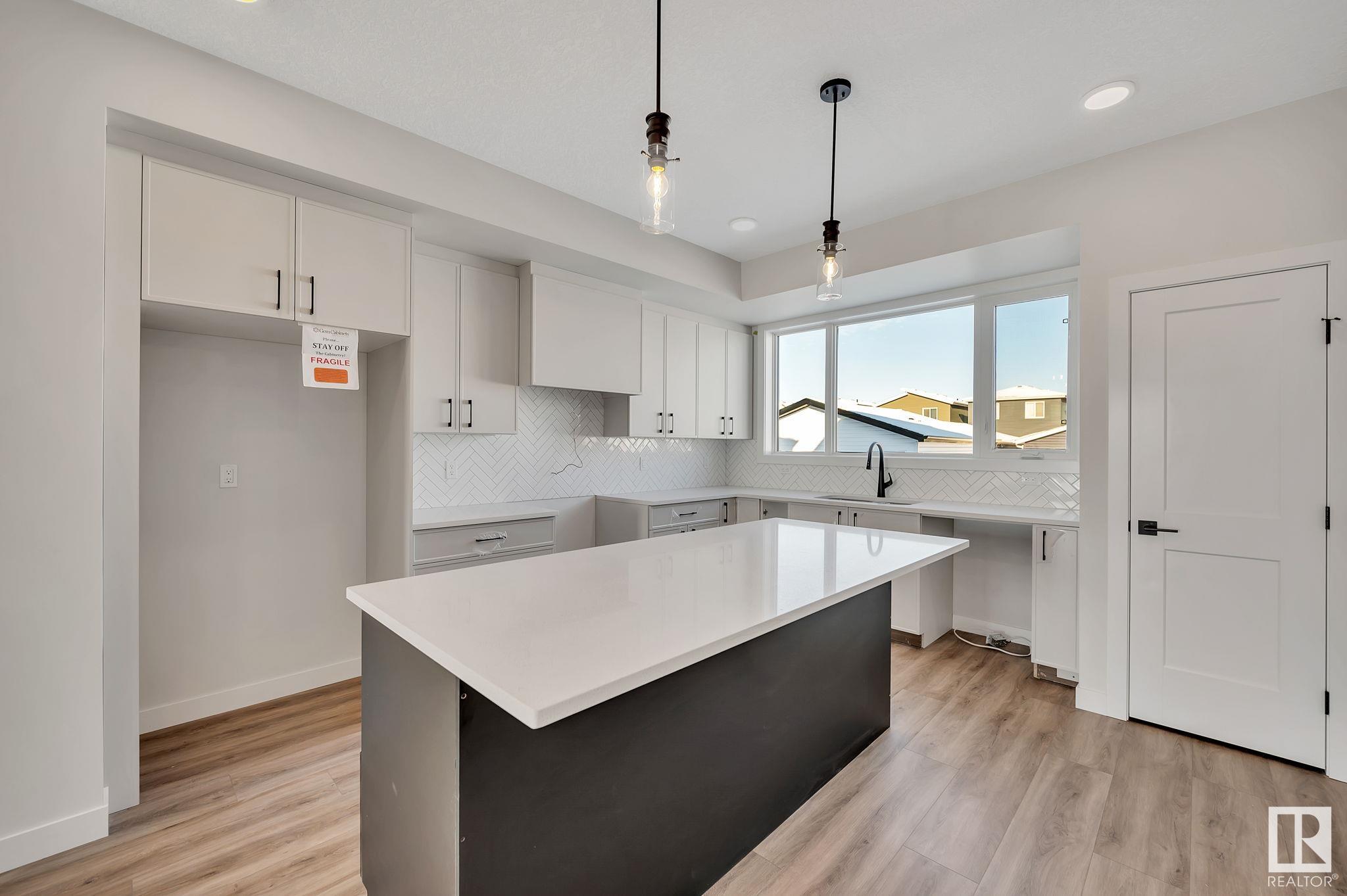      210 STARLING WY , Fort Saskatchewan,  ,T8L 0X9 ;  Listing Number: MLS E4420882