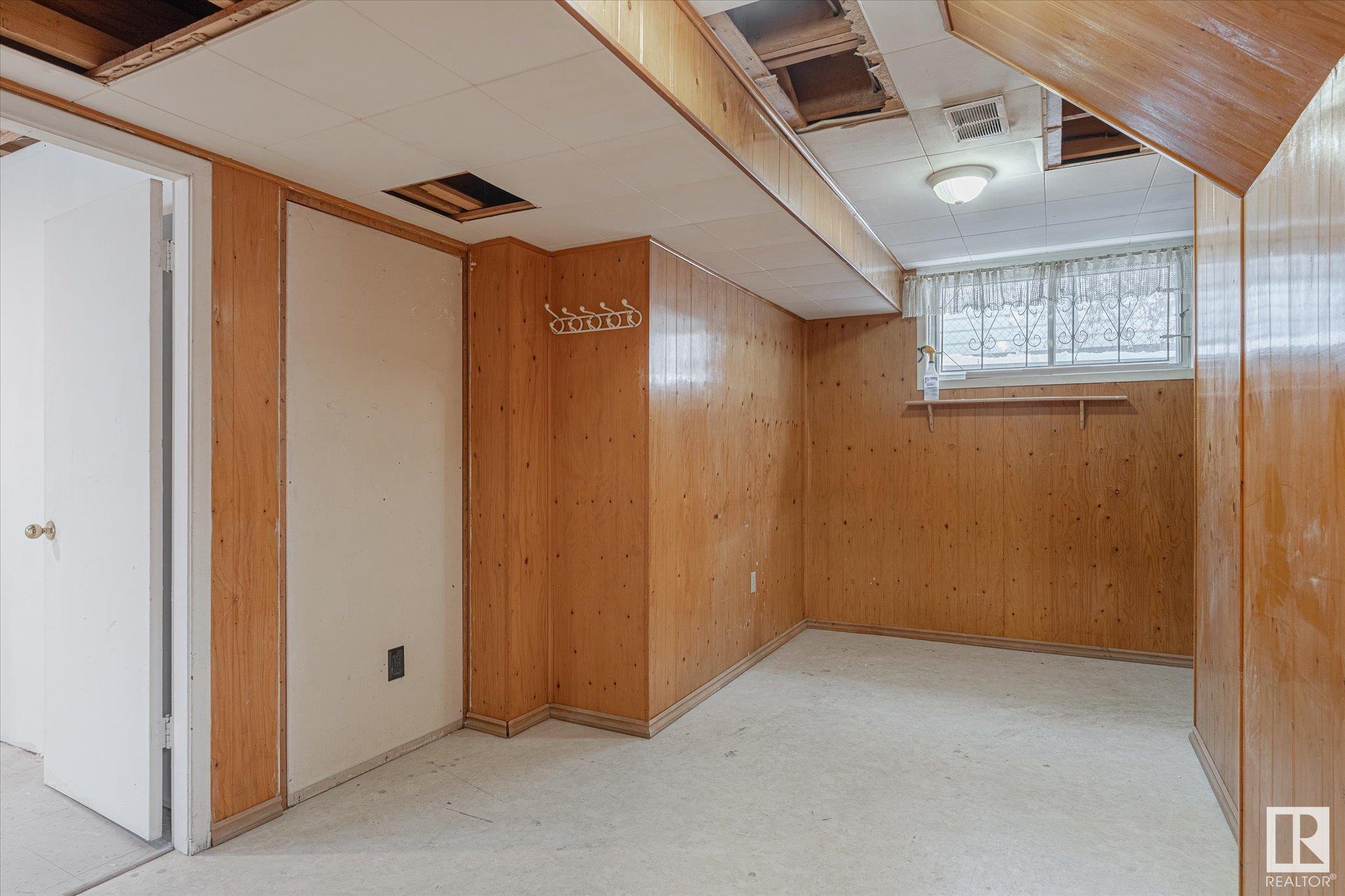      13556 139 ST NW , Edmonton,  ,T5L 2C4 ;  Listing Number: MLS E4420887
