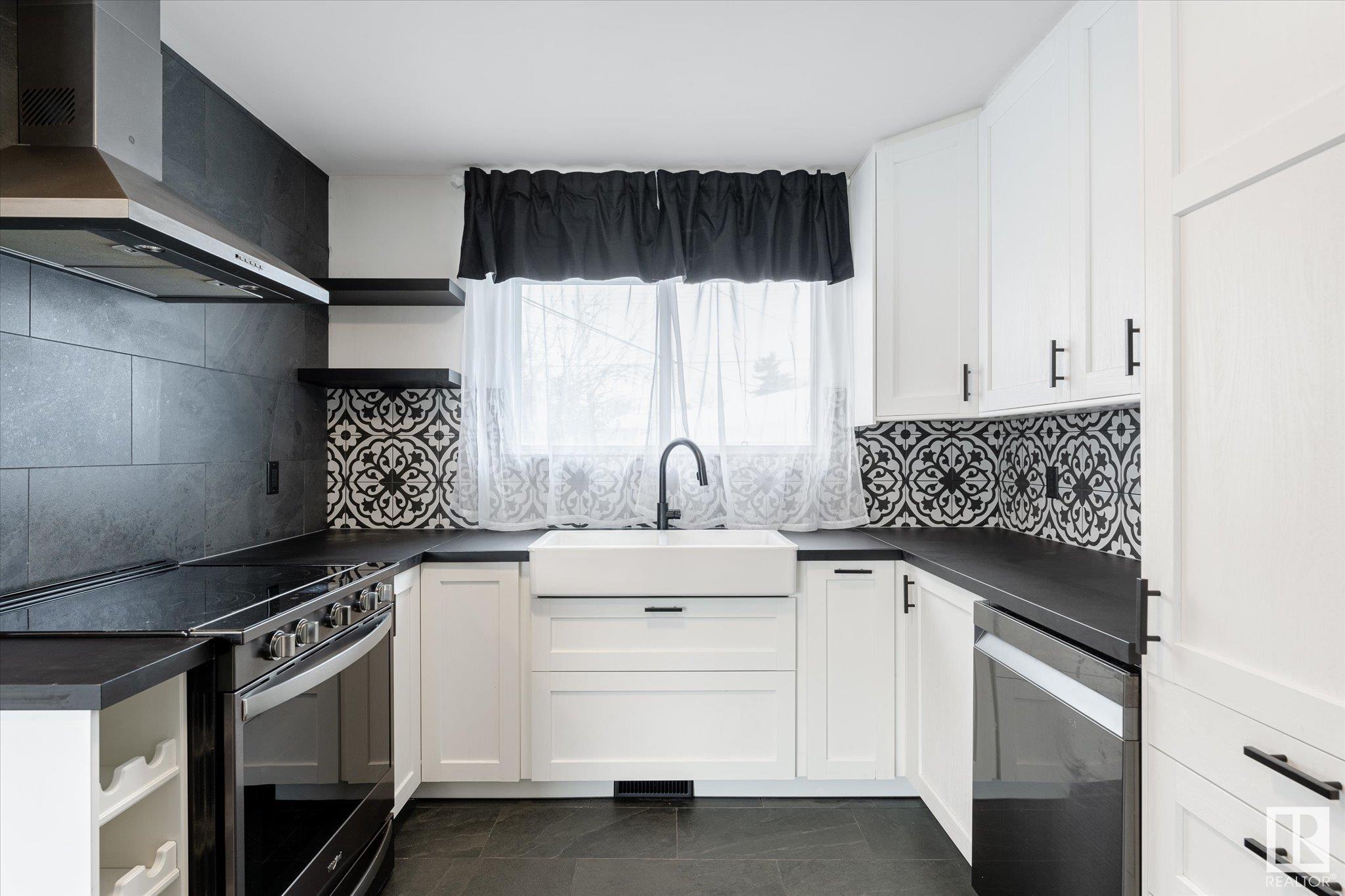      13556 139 ST NW , Edmonton,  ,T5L 2C4 ;  Listing Number: MLS E4420887