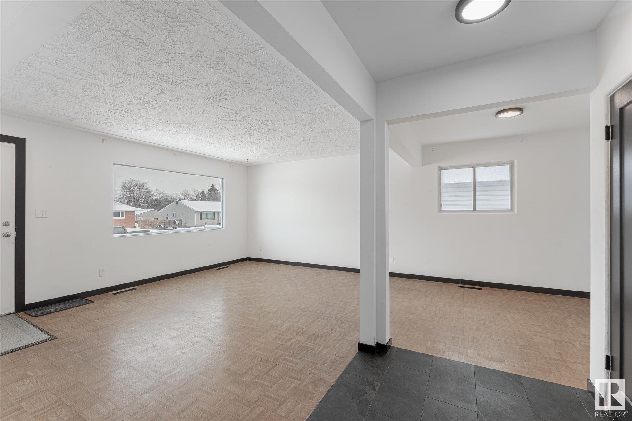      13556 139 ST NW , Edmonton,  ,T5L 2C4 ;  Listing Number: MLS E4420887