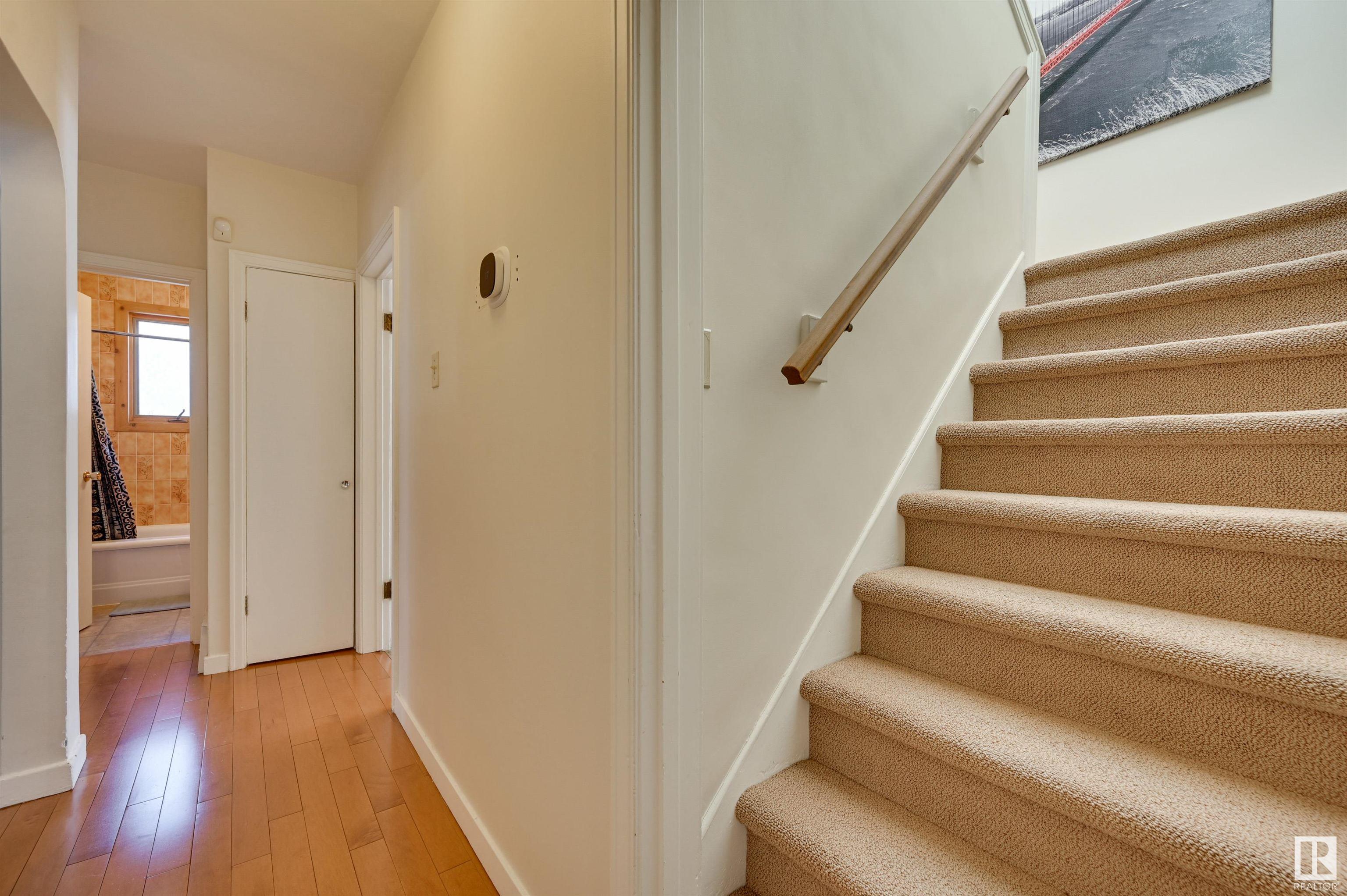      11419 73 AV NW , Edmonton,  ,T6G 0E2 ;  Listing Number: MLS E4420888
