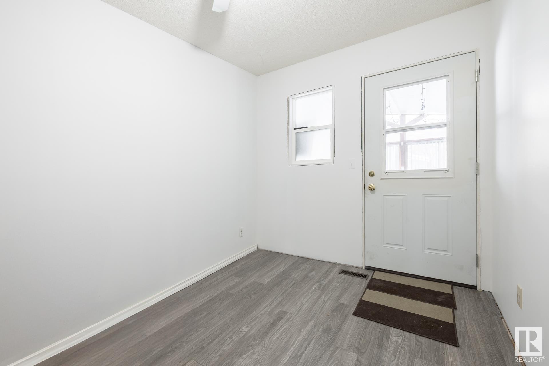      736 KNOTTWOOD RD S NW , Edmonton,  ,T6K 1W5 ;  Listing Number: MLS E4420891