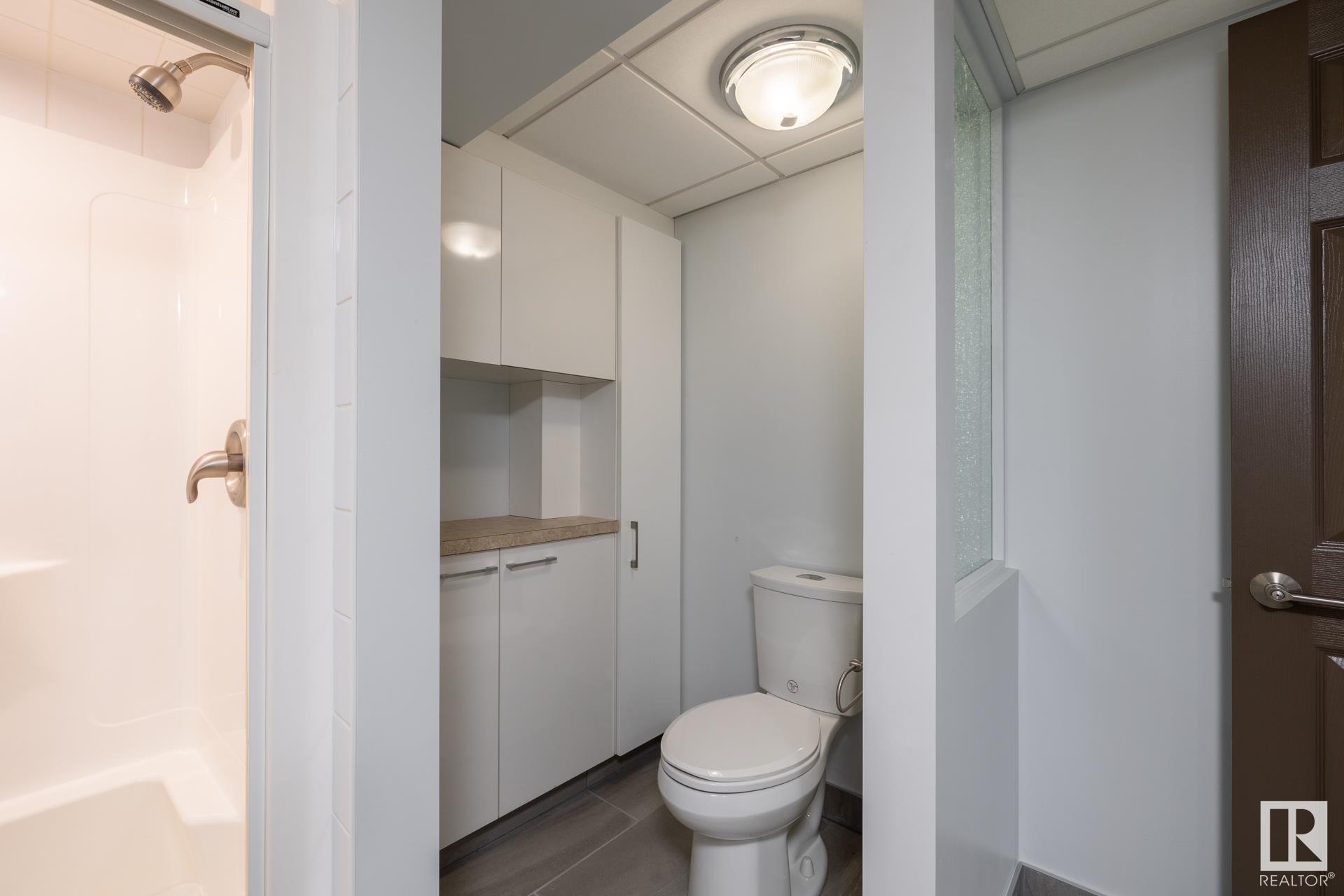      736 KNOTTWOOD RD S NW , Edmonton,  ,T6K 1W5 ;  Listing Number: MLS E4420891