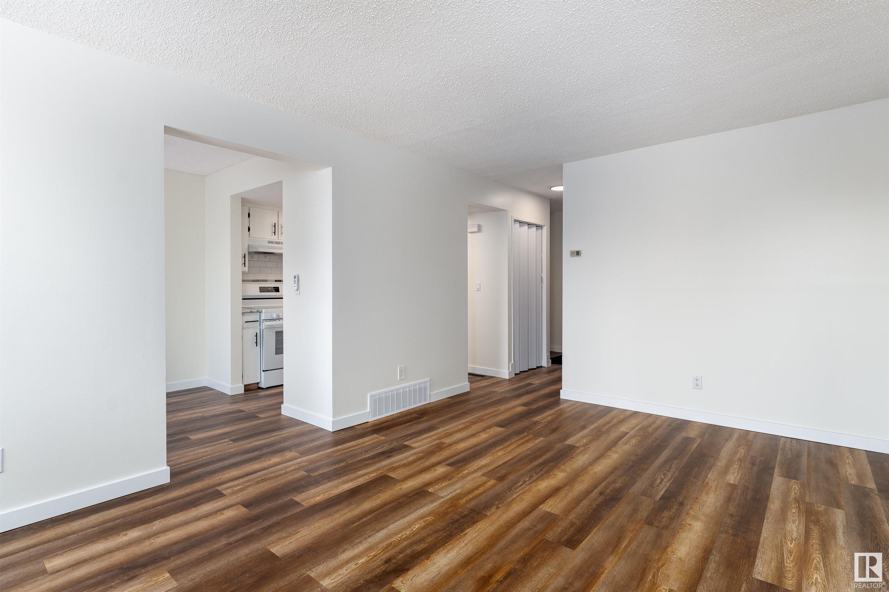      2339 139 AV NW , Edmonton,  ,T5Y 1S1 ;  Listing Number: MLS E4420893