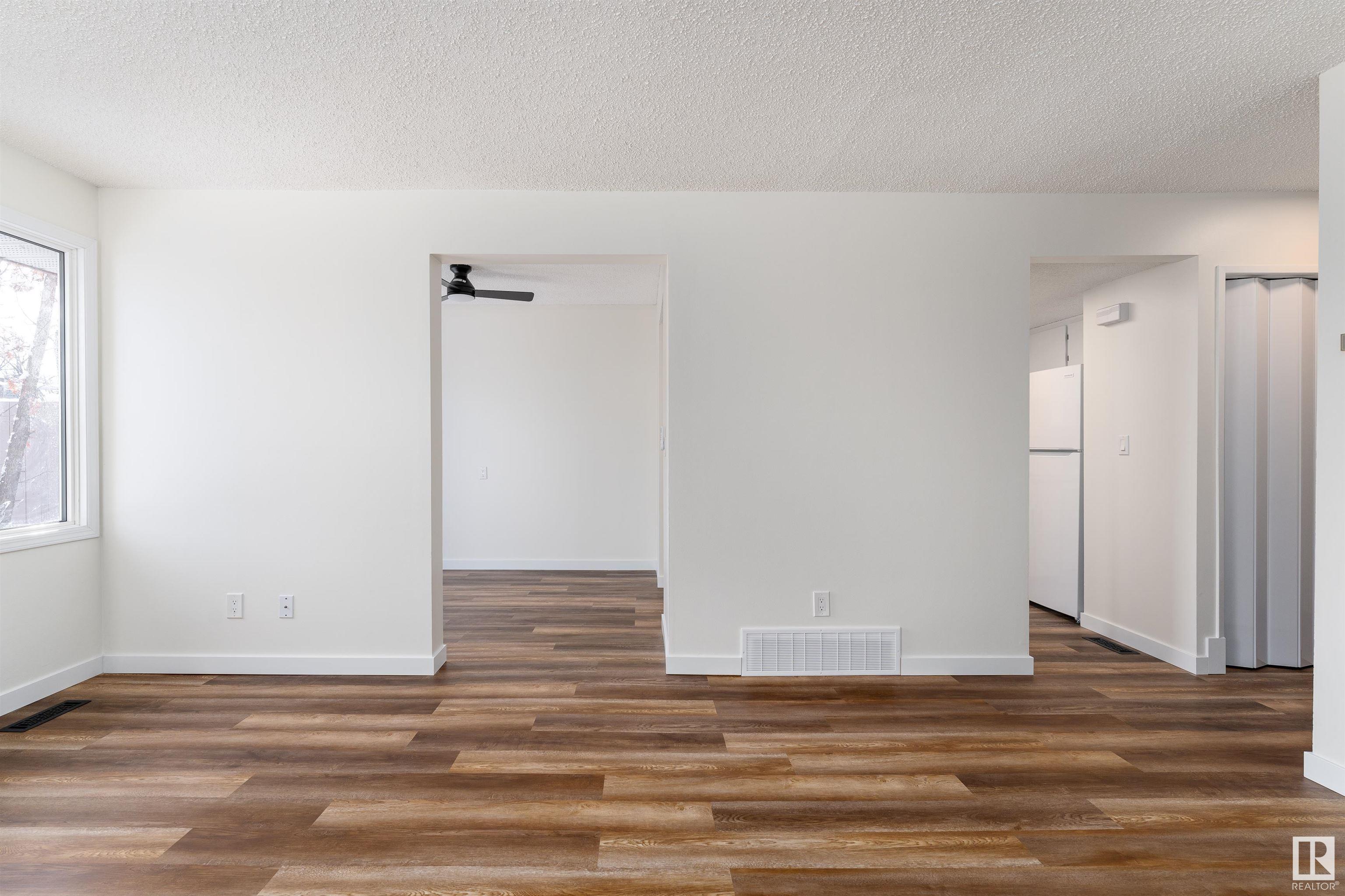      2339 139 AV NW , Edmonton,  ,T5Y 1S1 ;  Listing Number: MLS E4420893
