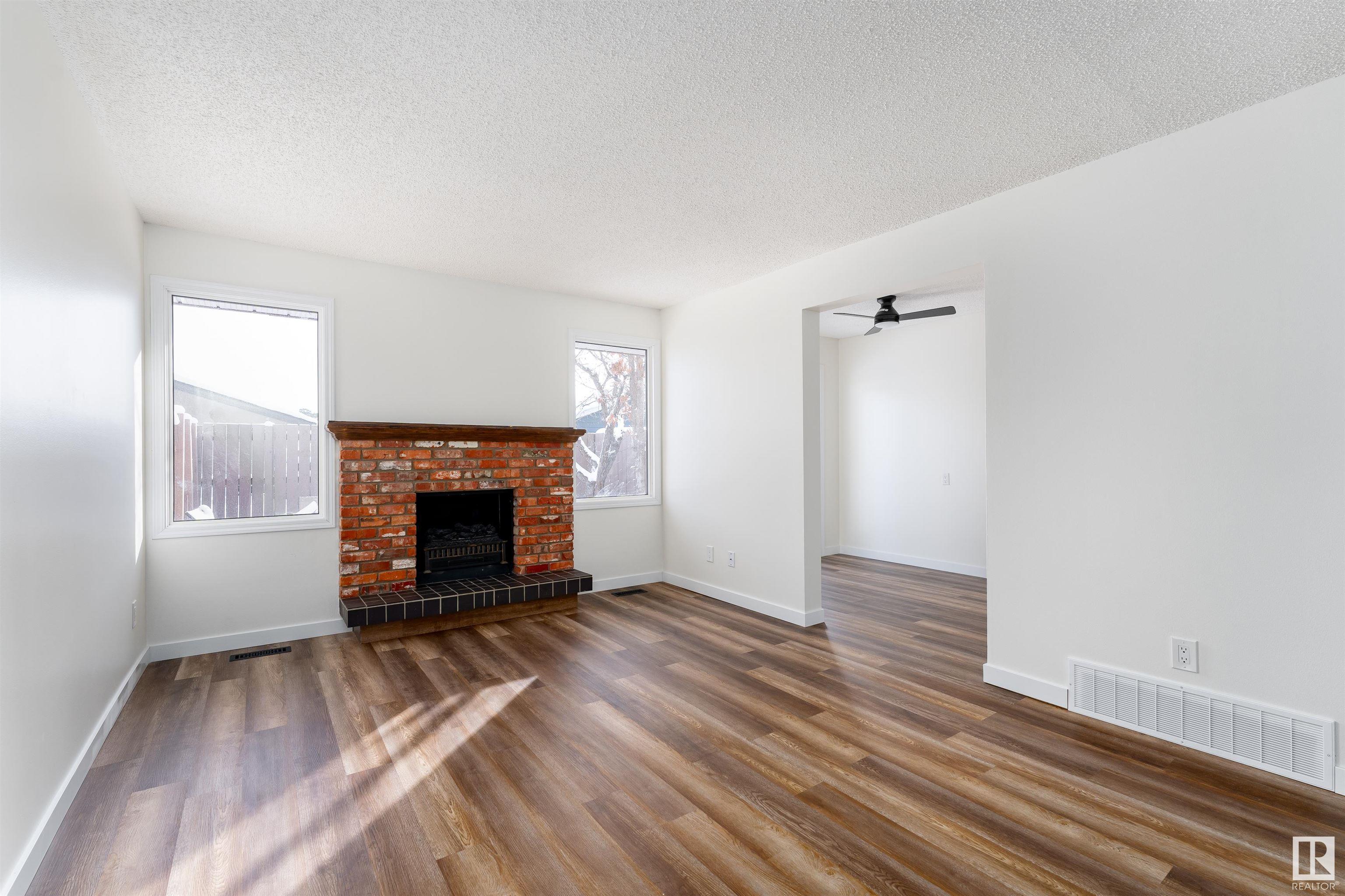     2339 139 AV NW , Edmonton,  ,T5Y 1S1 ;  Listing Number: MLS E4420893