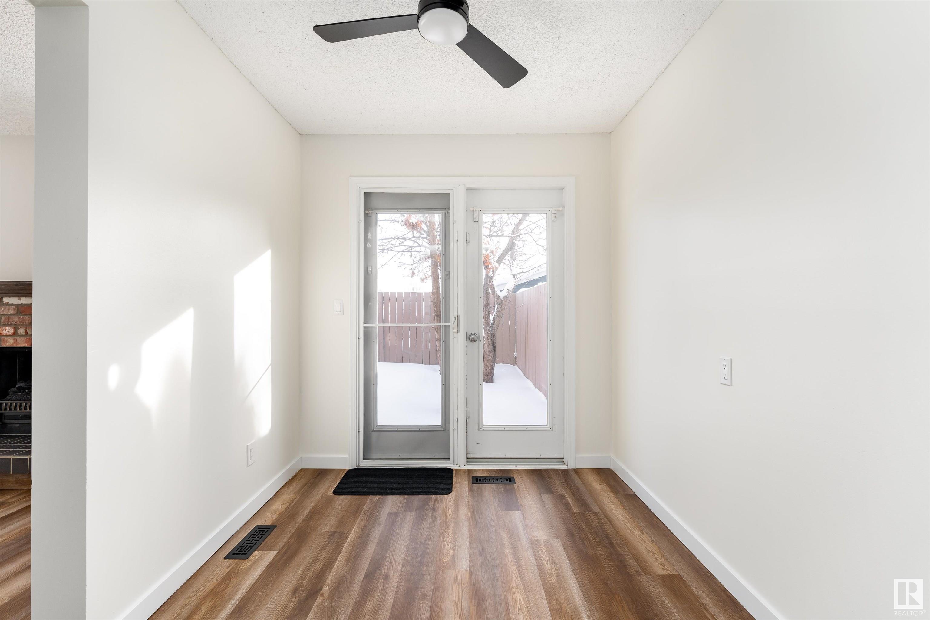      2339 139 AV NW , Edmonton,  ,T5Y 1S1 ;  Listing Number: MLS E4420893