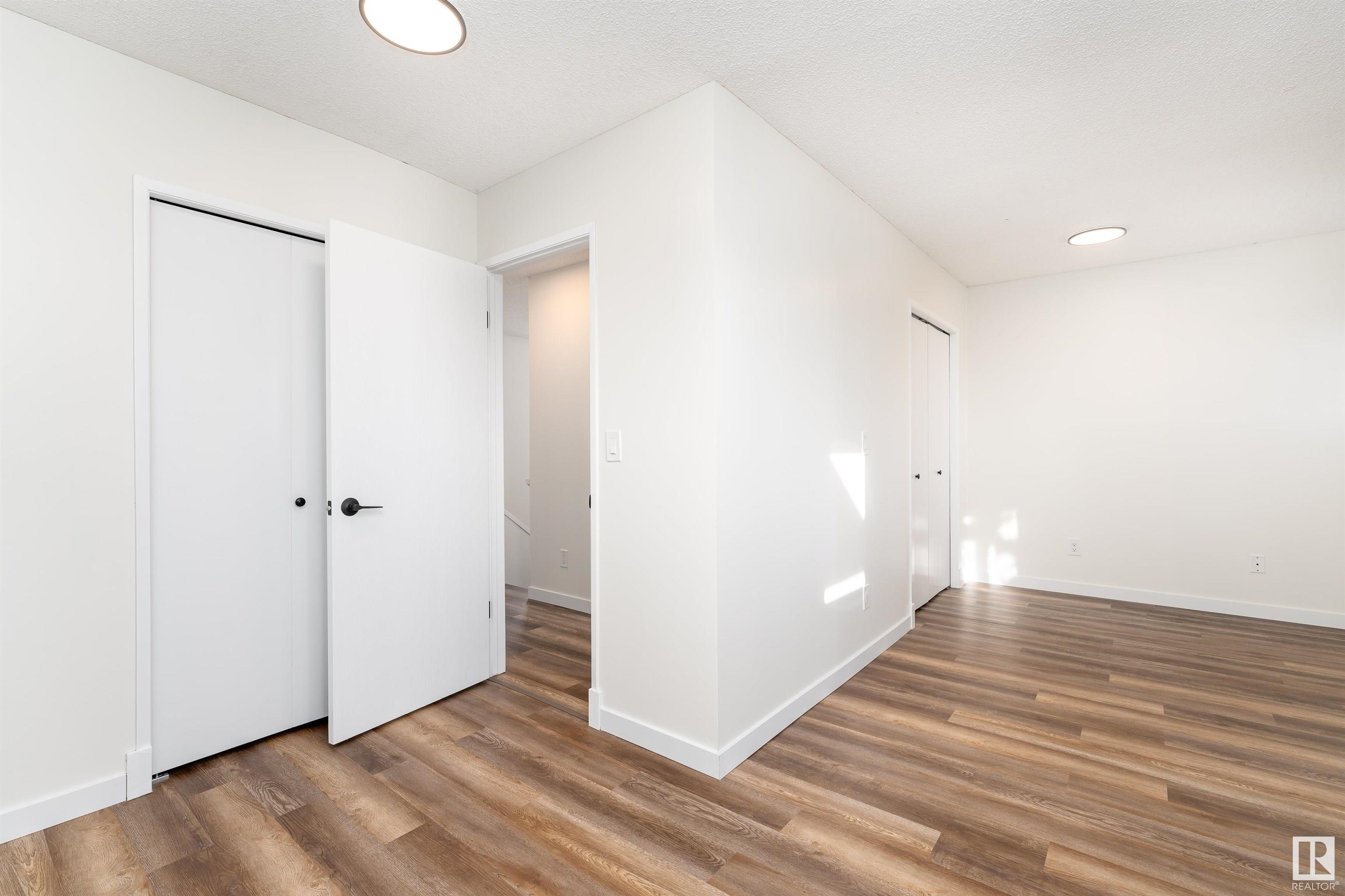      2339 139 AV NW , Edmonton,  ,T5Y 1S1 ;  Listing Number: MLS E4420893