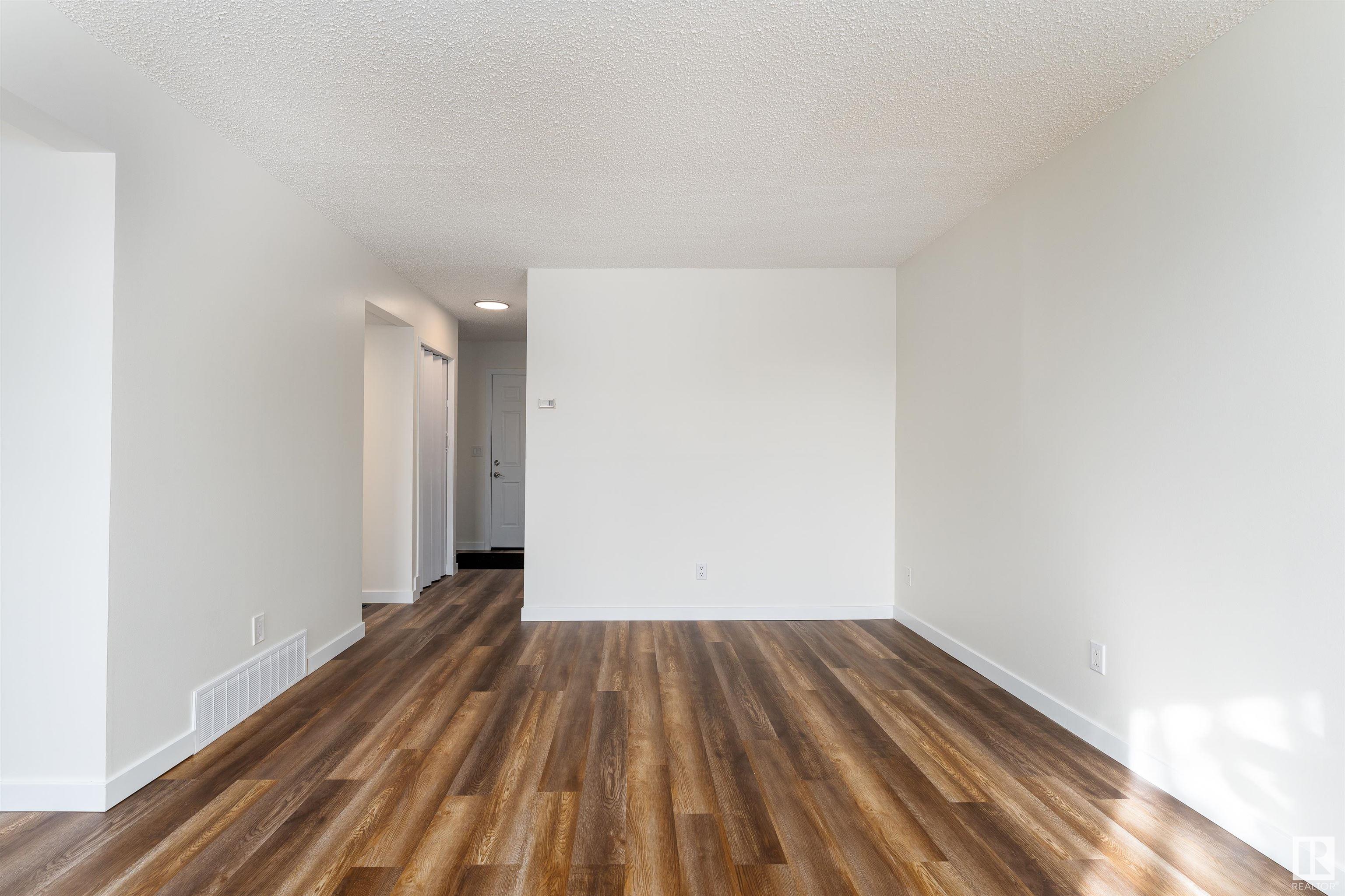      2339 139 AV NW , Edmonton,  ,T5Y 1S1 ;  Listing Number: MLS E4420893