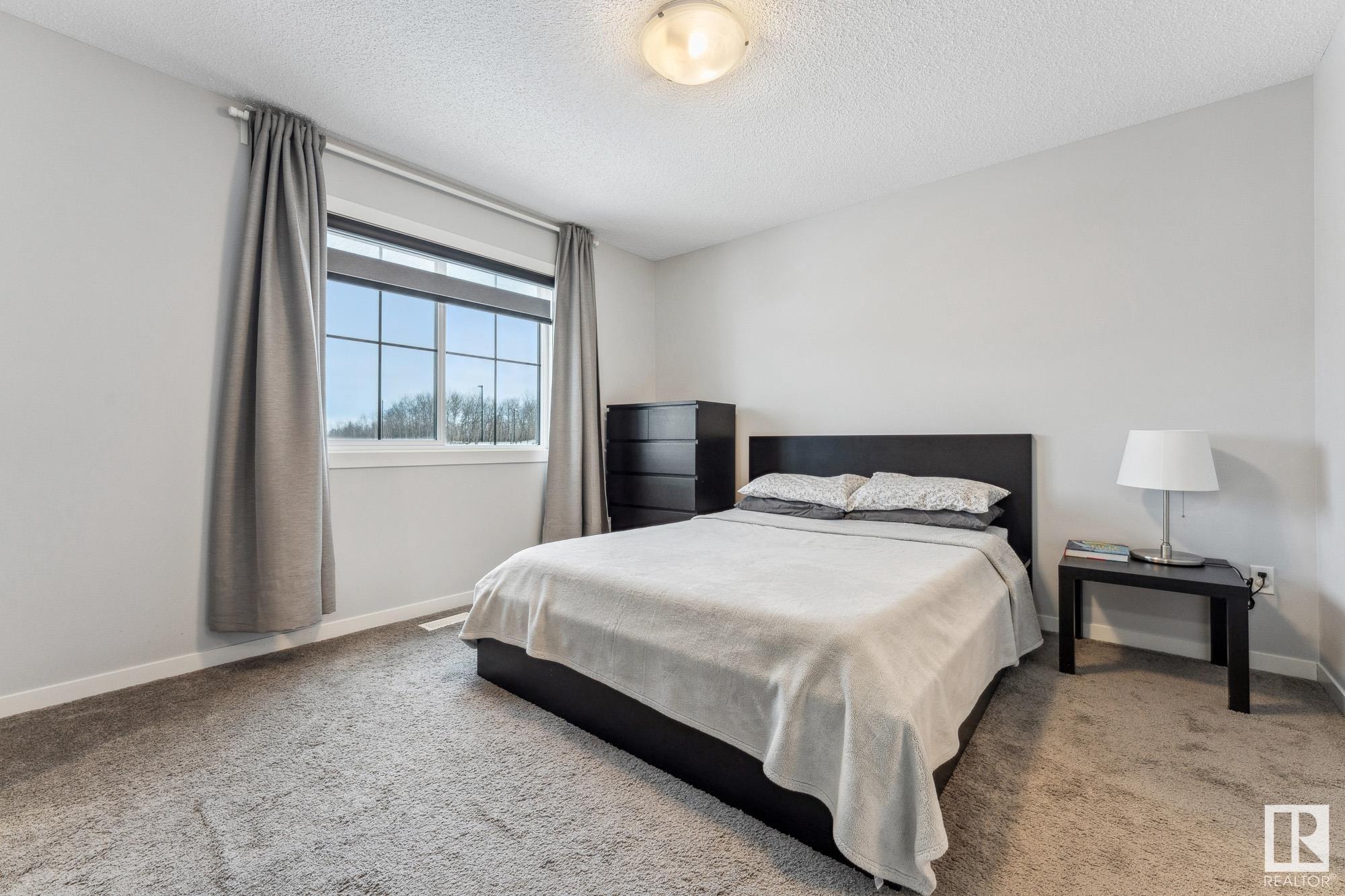      21905 93 AV NW , Edmonton,  ,T5T 7N8 ;  Listing Number: MLS E4420902