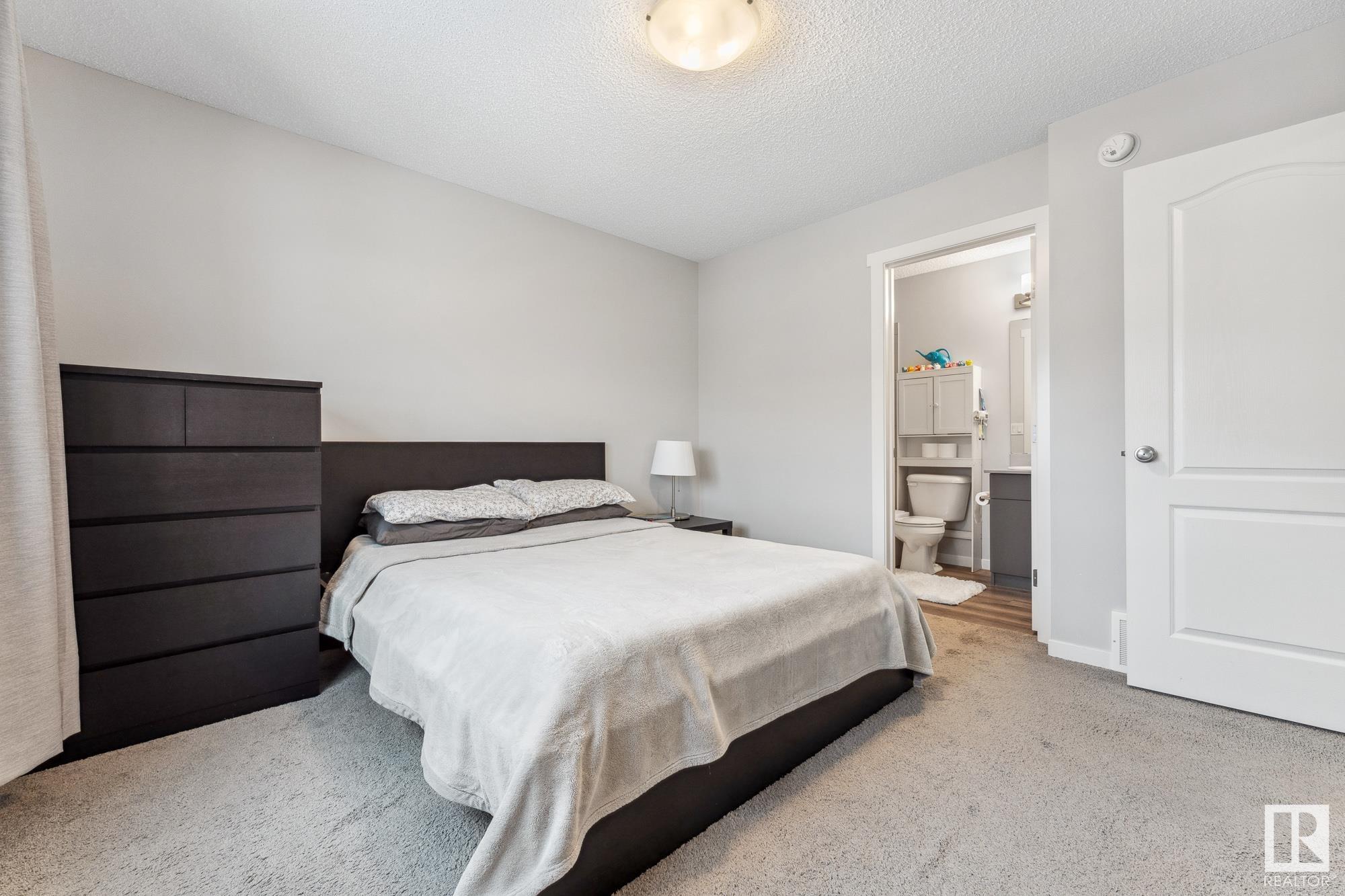     21905 93 AV NW , Edmonton,  ,T5T 7N8 ;  Listing Number: MLS E4420902