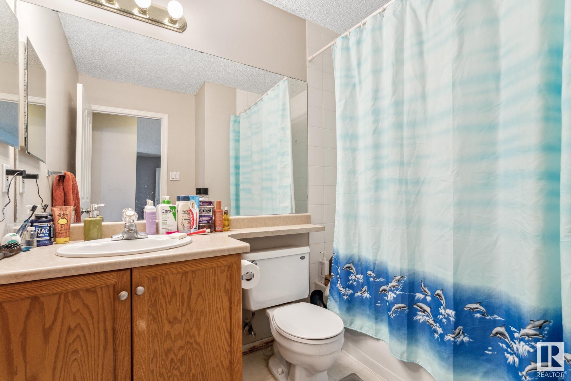      10511 42 AV NW , Edmonton,  ,T6J 7G8 ;  Listing Number: MLS E4420907