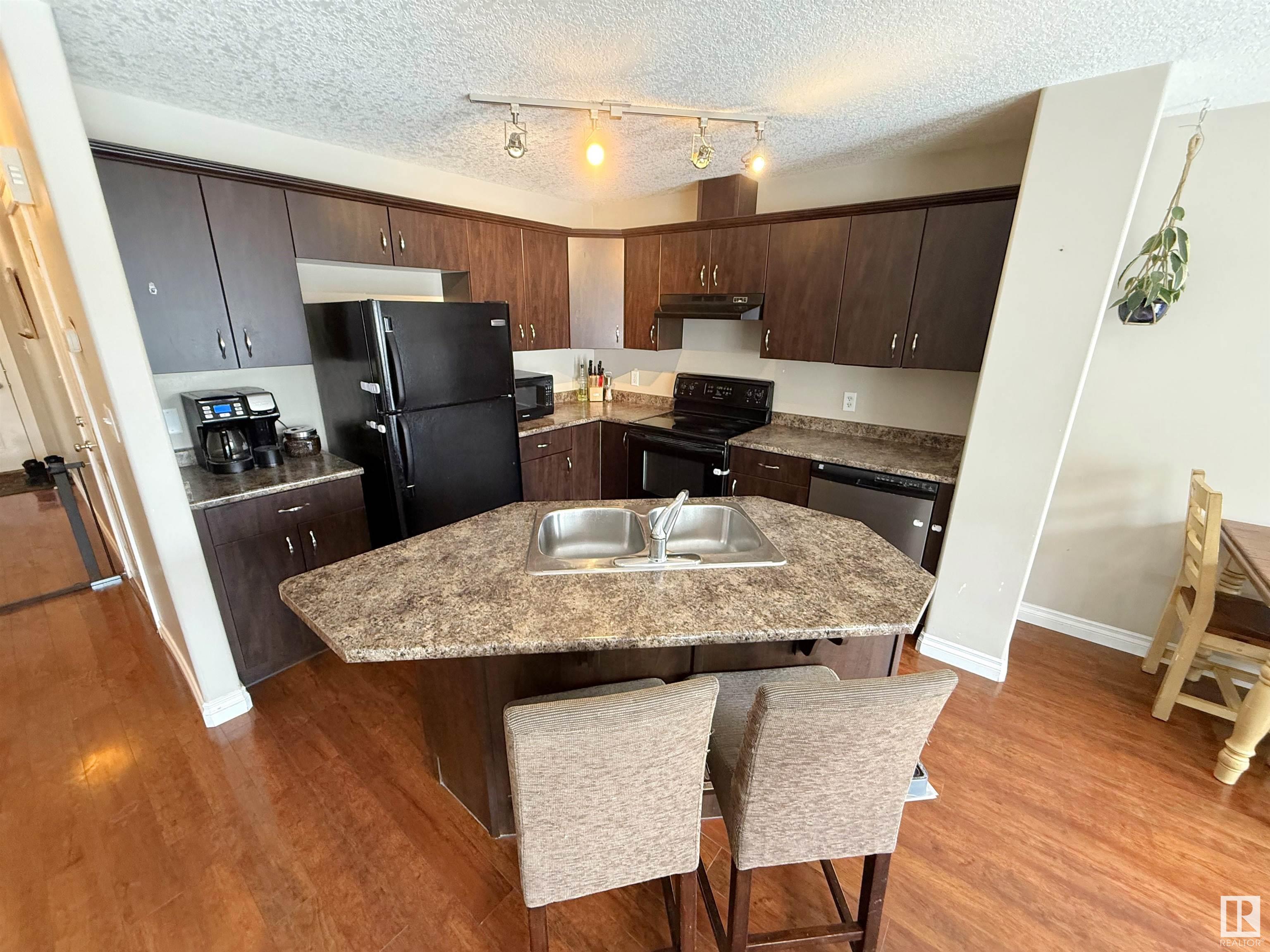      6 MERIDIAN LO , Stony Plain,  ,T7Z 0B6 ;  Listing Number: MLS E4420910