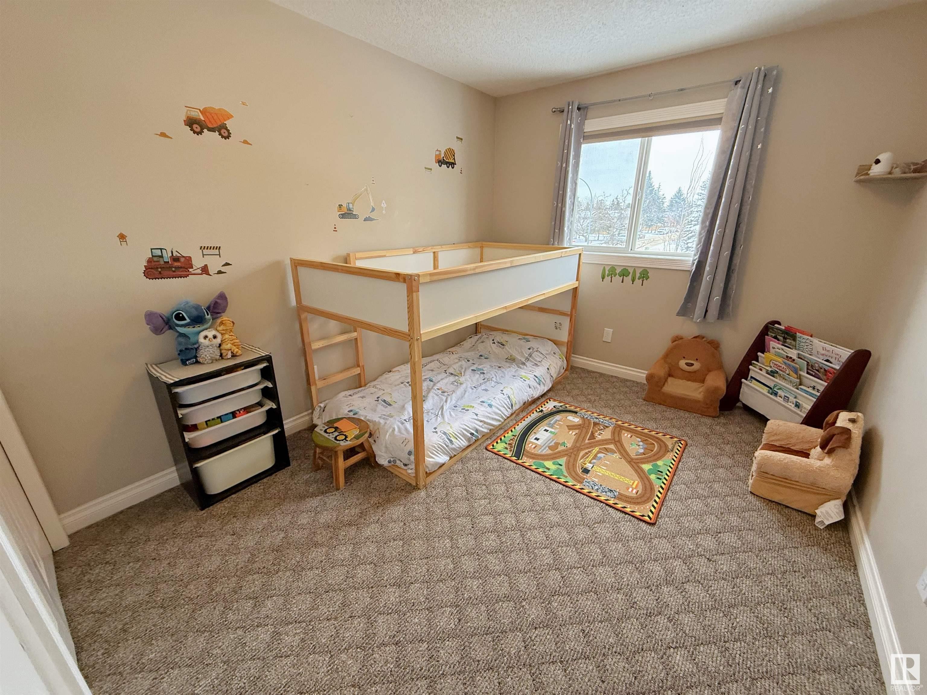      6 MERIDIAN LO , Stony Plain,  ,T7Z 0B6 ;  Listing Number: MLS E4420910