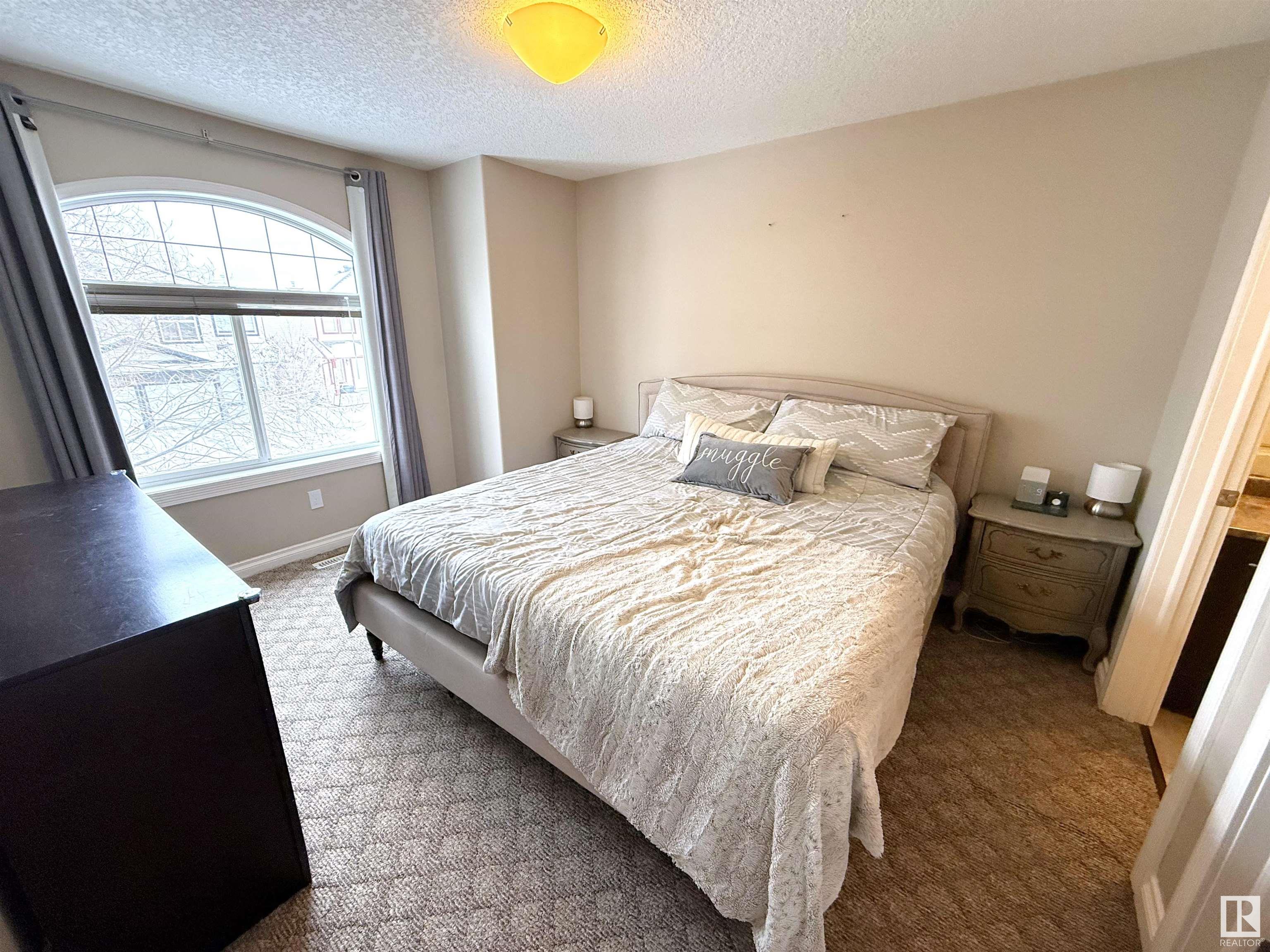      6 MERIDIAN LO , Stony Plain,  ,T7Z 0B6 ;  Listing Number: MLS E4420910