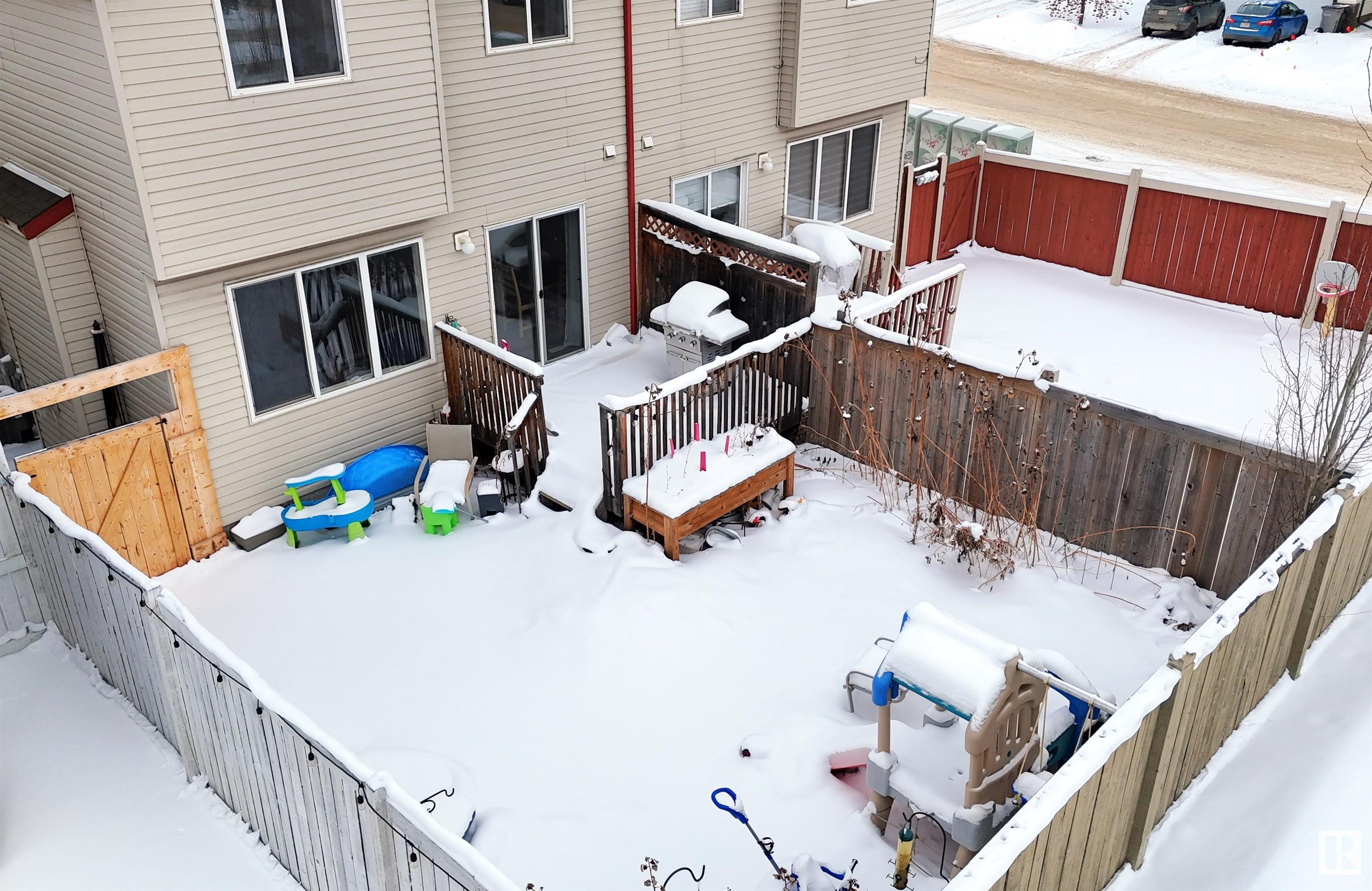      6 MERIDIAN LO , Stony Plain,  ,T7Z 0B6 ;  Listing Number: MLS E4420910
