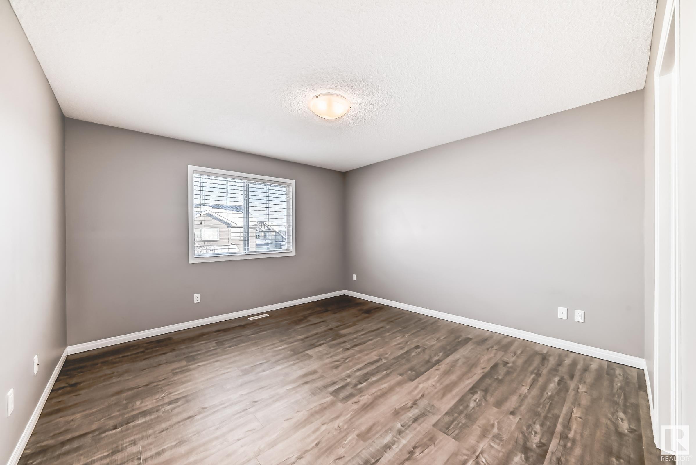     5616 175 AV NW , Edmonton,  ,T5Y 0T6 ;  Listing Number: MLS E4420913