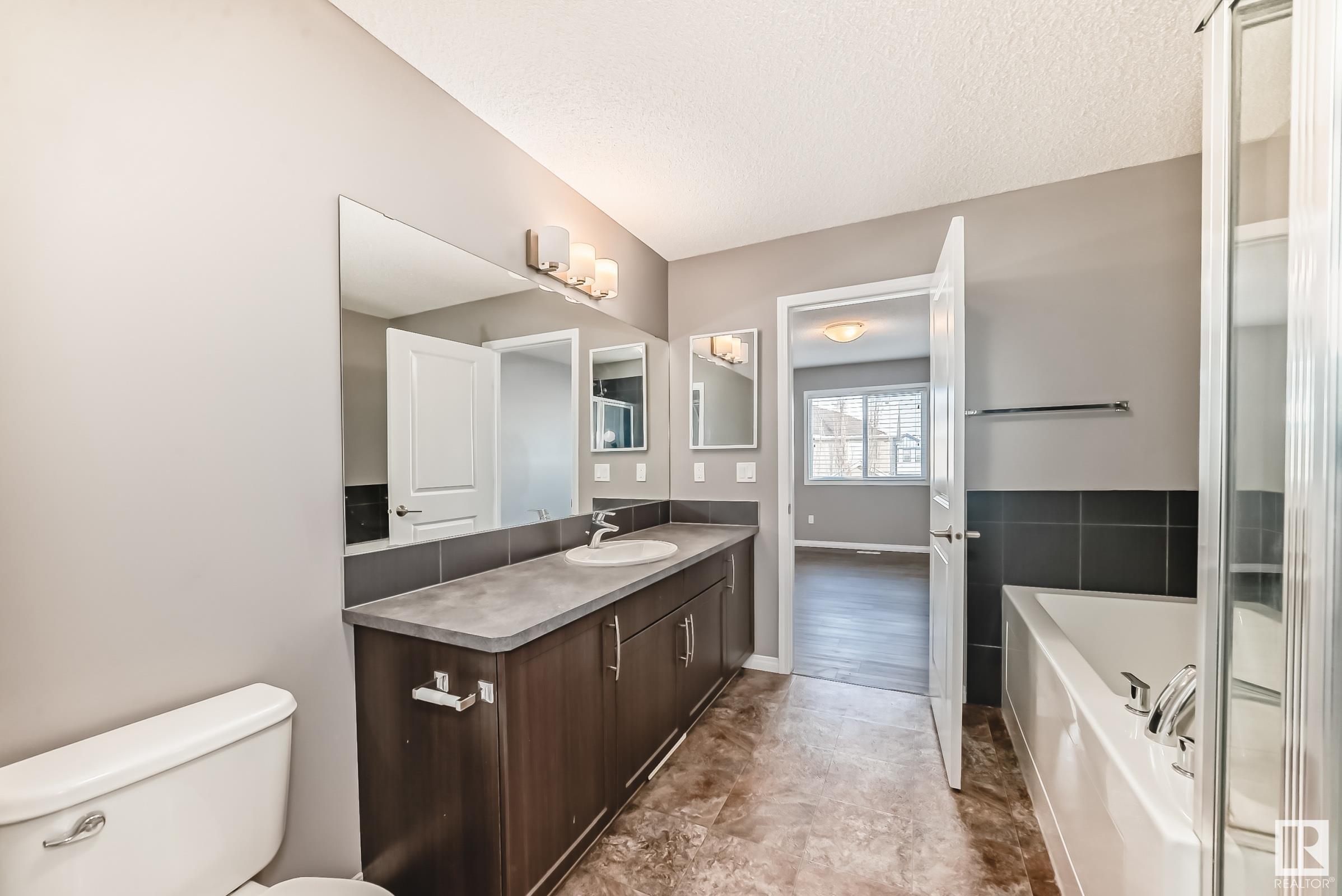      5616 175 AV NW , Edmonton,  ,T5Y 0T6 ;  Listing Number: MLS E4420913