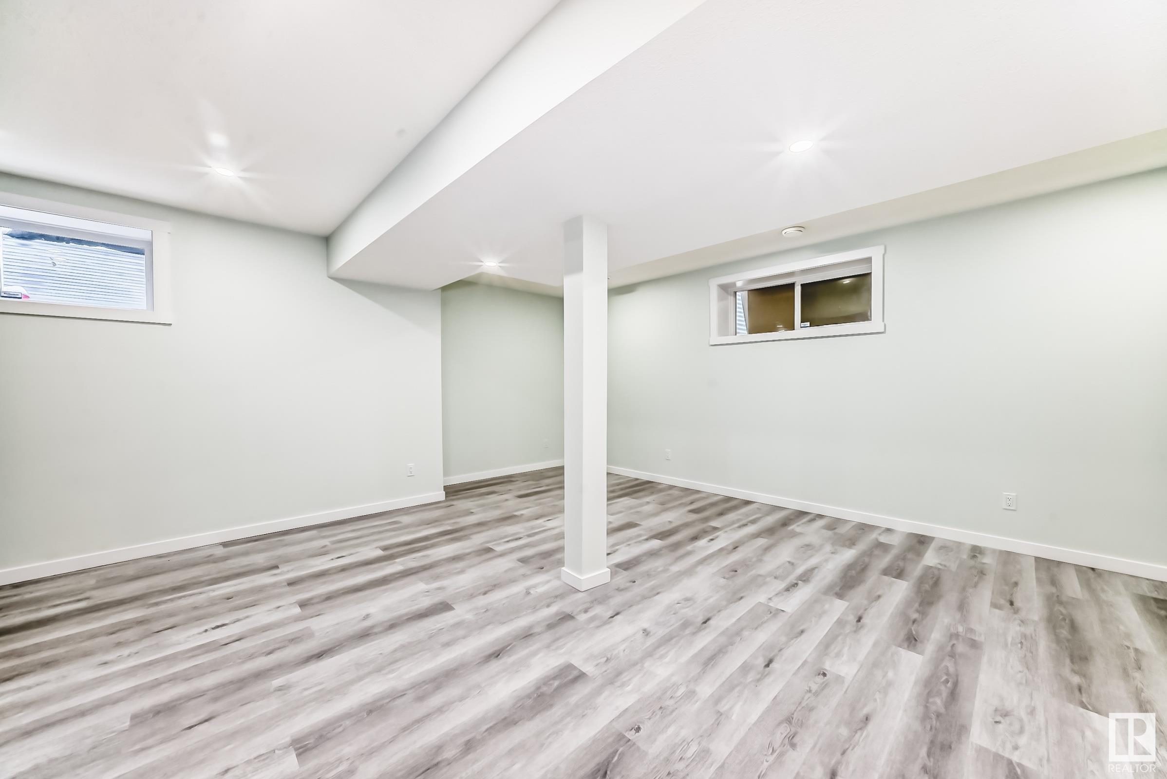      5616 175 AV NW , Edmonton,  ,T5Y 0T6 ;  Listing Number: MLS E4420913