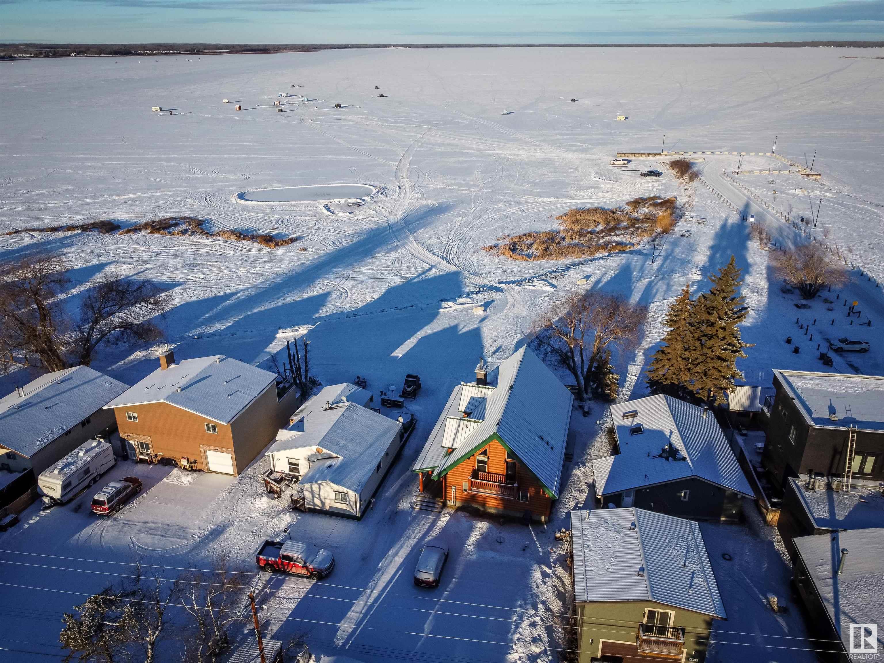      4916 50 AV , Rural Lac Ste. Anne County,  ,T0E 0A0 ;  Listing Number: MLS E4420914