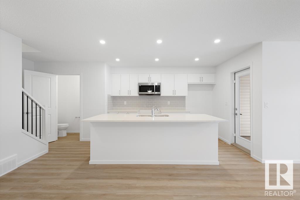      20431 16 AV NW , Edmonton,  ,T6M 2P7 ;  Listing Number: MLS E4420915