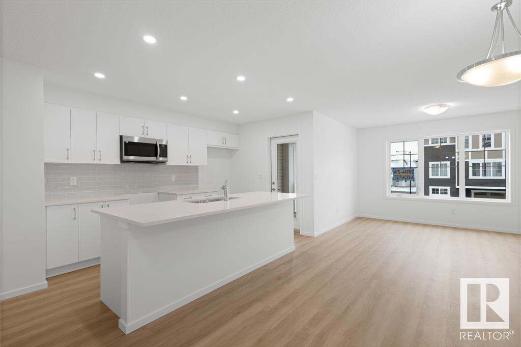      20431 16 AV NW , Edmonton,  ,T6M 2P7 ;  Listing Number: MLS E4420915