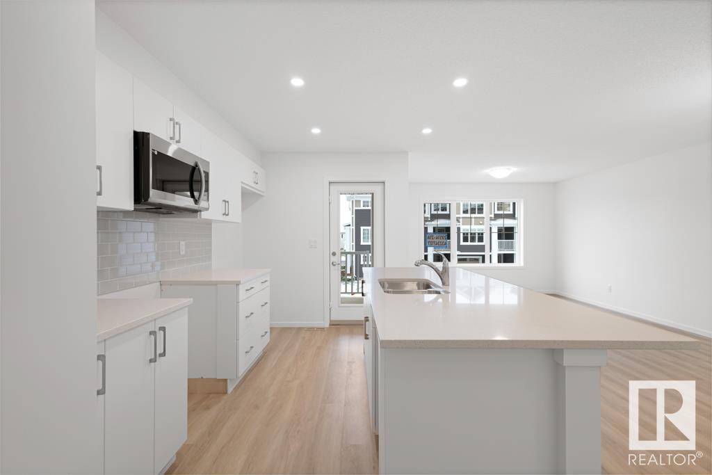      20431 16 AV NW , Edmonton,  ,T6M 2P7 ;  Listing Number: MLS E4420915