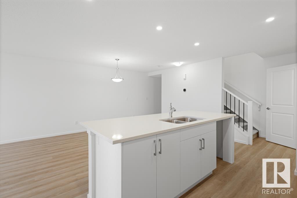      20431 16 AV NW , Edmonton,  ,T6M 2P7 ;  Listing Number: MLS E4420915