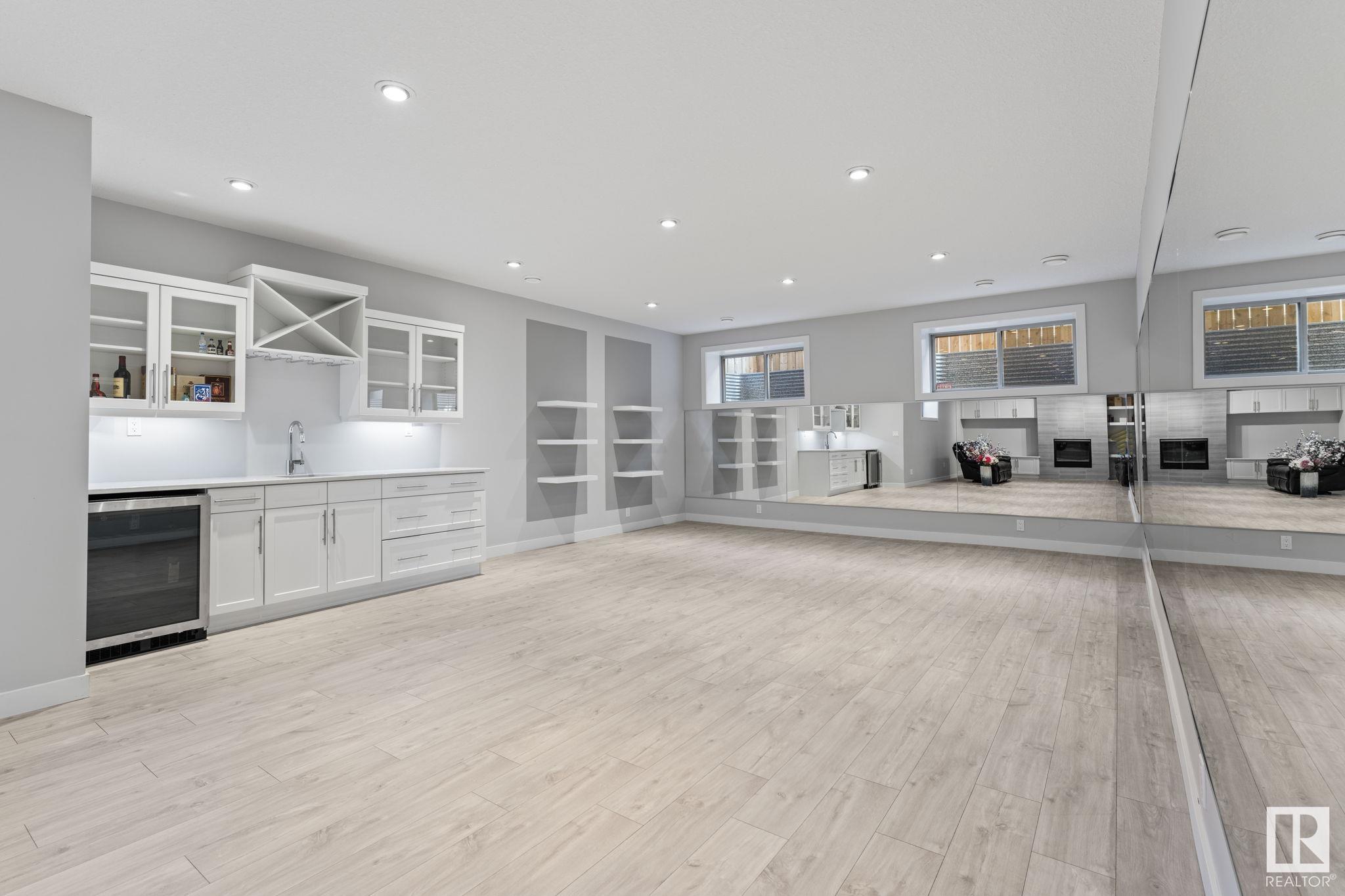      7311 MAY CM NW , Edmonton,  ,T6R 0V7 ;  Listing Number: MLS E4420918