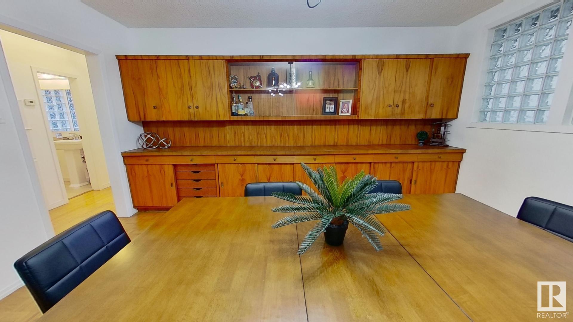      11037 85 AV NW , Edmonton,  ,T6G 0W5 ;  Listing Number: MLS E4420927