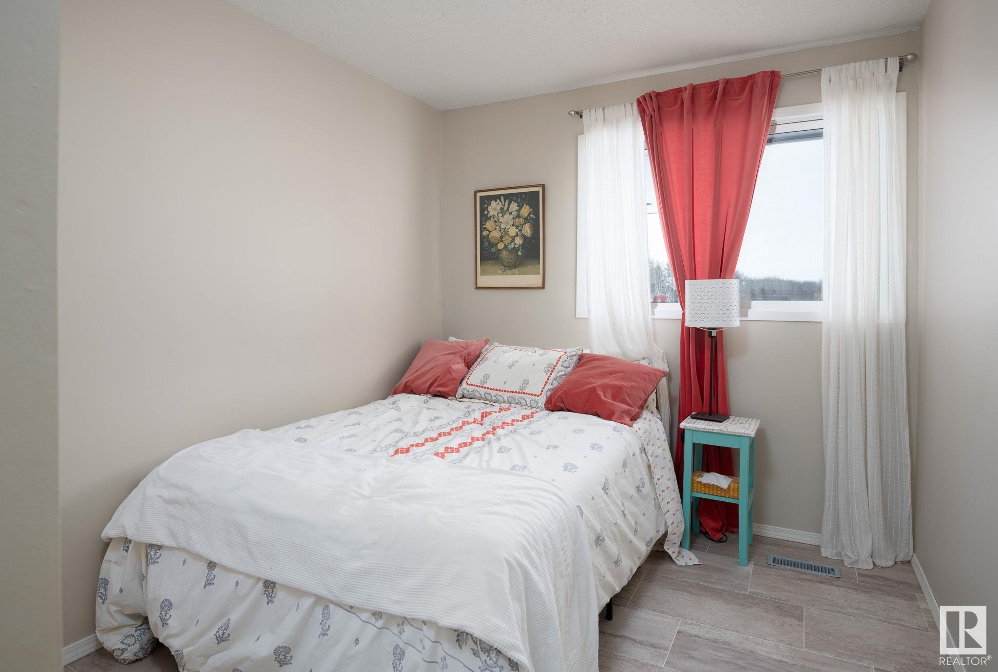     5205 50 ST , Rural Bonnyville M.D.,  ,T0A 0A0 ;  Listing Number: MLS E4420928