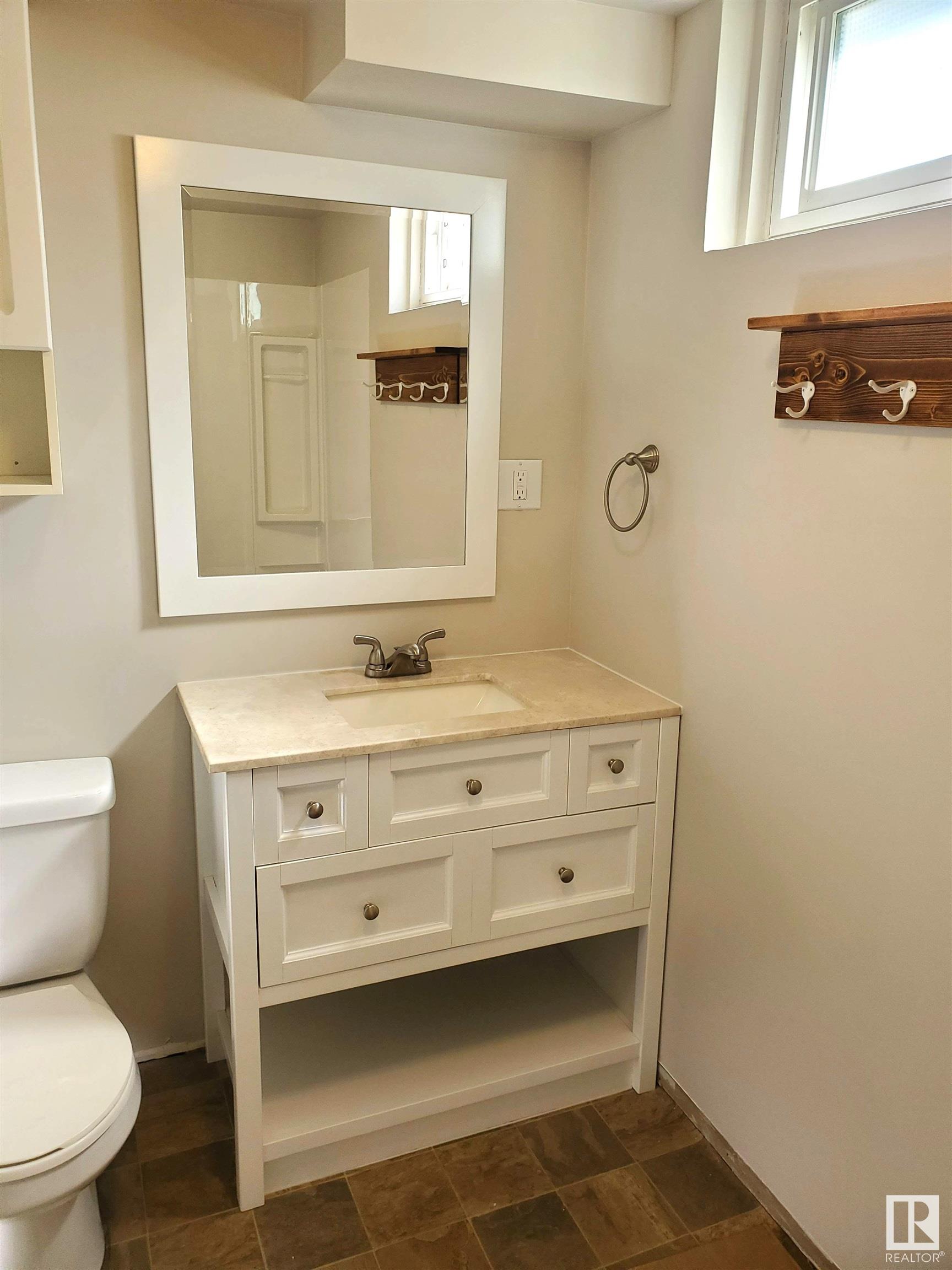     5122 54 AV , Stony Plain,  ,T7Z 1B8 ;  Listing Number: MLS E4420931
